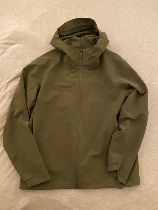 Arc'Teryx Veilance Isogon MX Jacket - Olive | Grailed