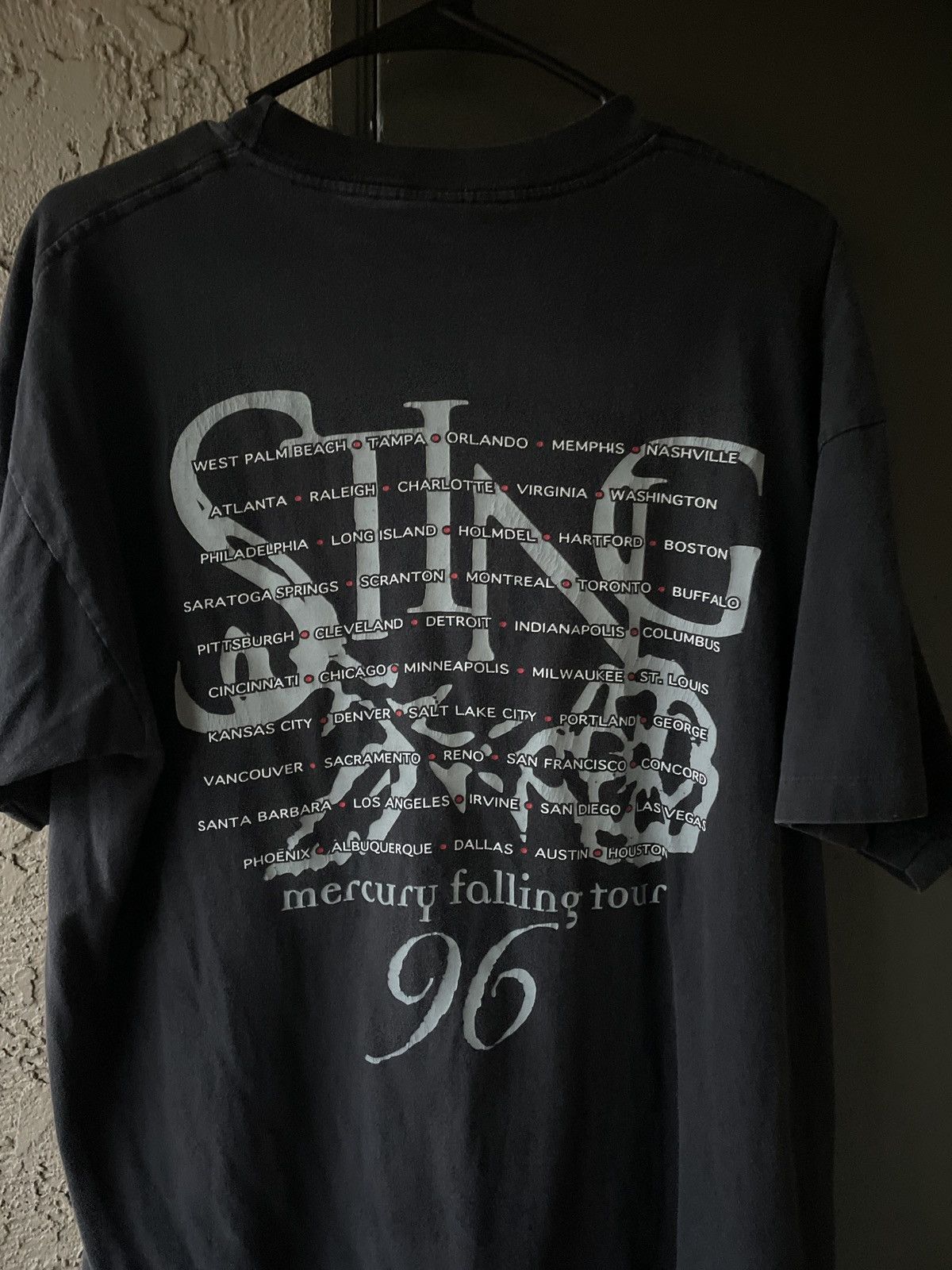 Vintage Vintage Sting Mercury Falling 1996 Tour Tee Size US XL / EU 56 / 4 - 2 Thumbnail