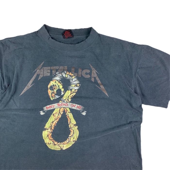 T-shirt Vintage Metallica 'Don't Tread On Me' Des Années 90 - Taille L Homme - Occasion Très Bon état