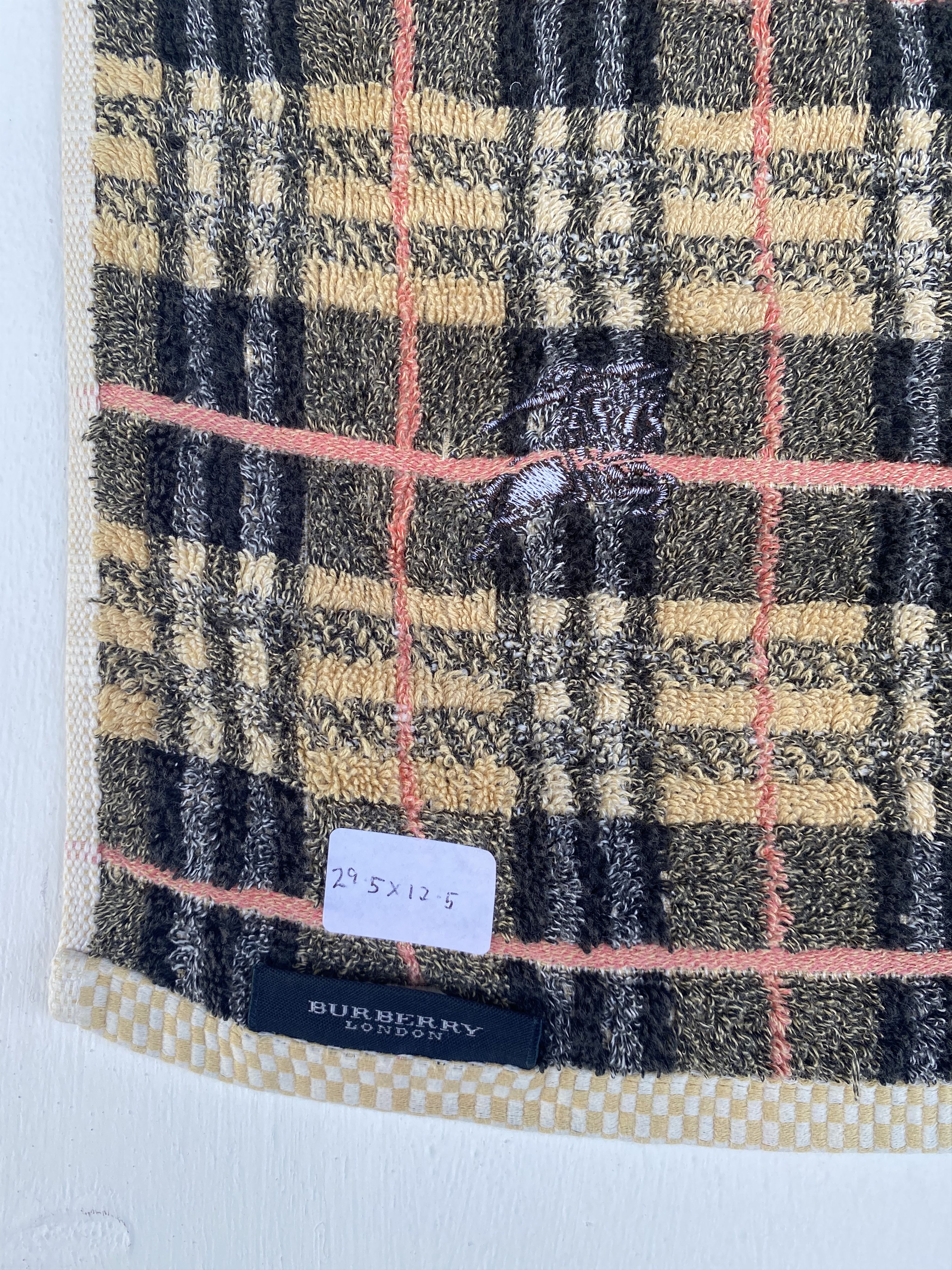 Burberry 💥VINTAGE BURBERRY London Nova Check hand / face towel Size ONE SIZE - 4 Thumbnail