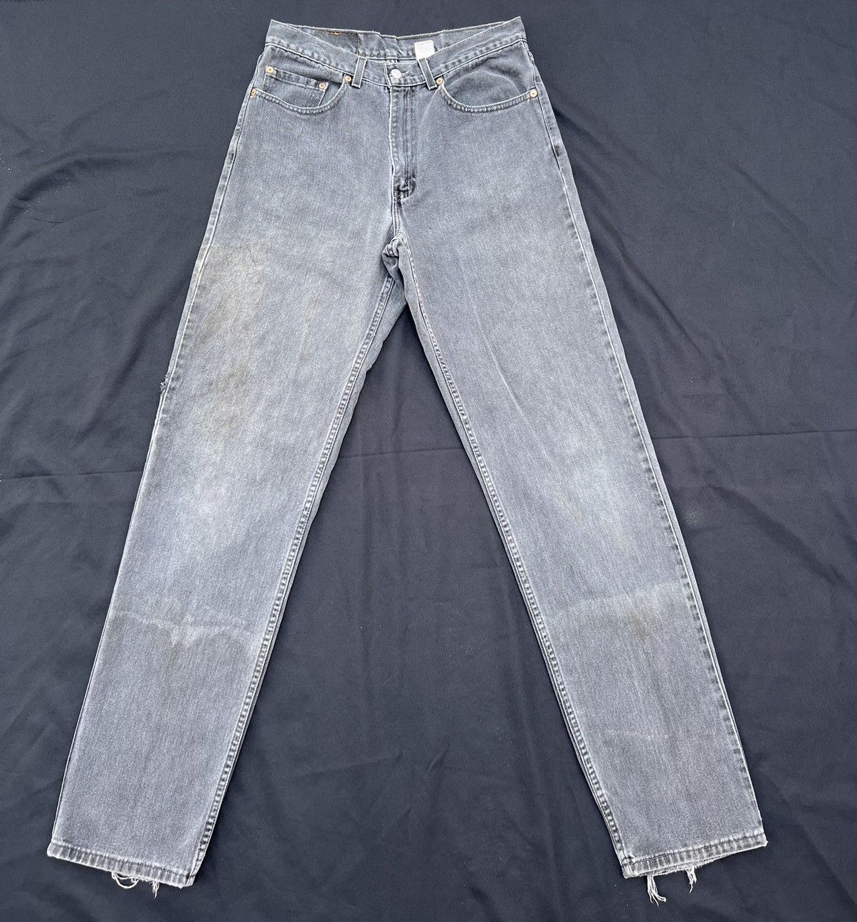 Levi's VTG 2002 Levi’s 550 Dirty Fade Black Denim Relaxed Fit Jeans Size US 32 / EU 48 - 1 Thumbnail