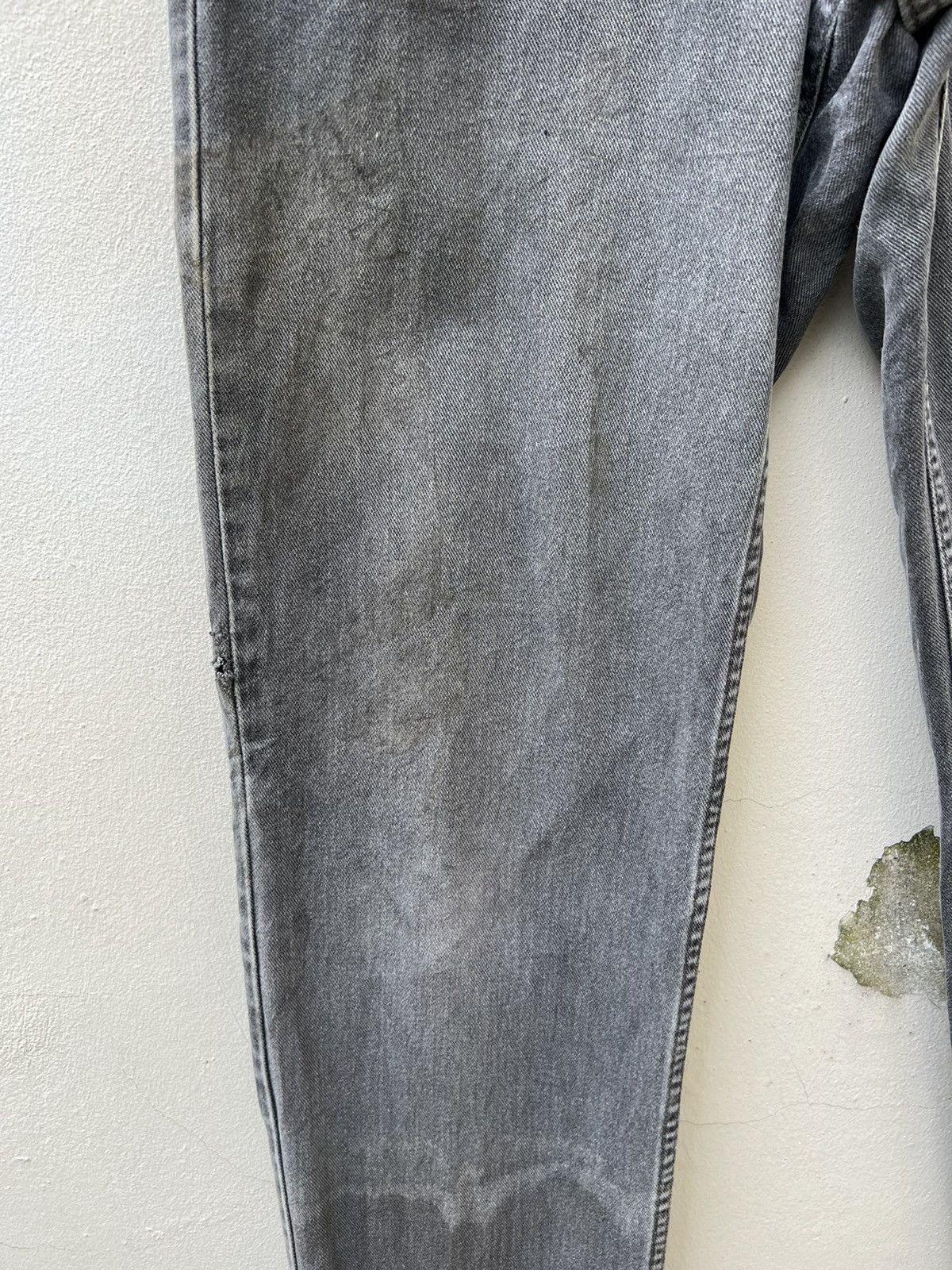 Levi's VTG 2002 Levi’s 550 Dirty Fade Black Denim Relaxed Fit Jeans Size US 32 / EU 48 - 9 Thumbnail