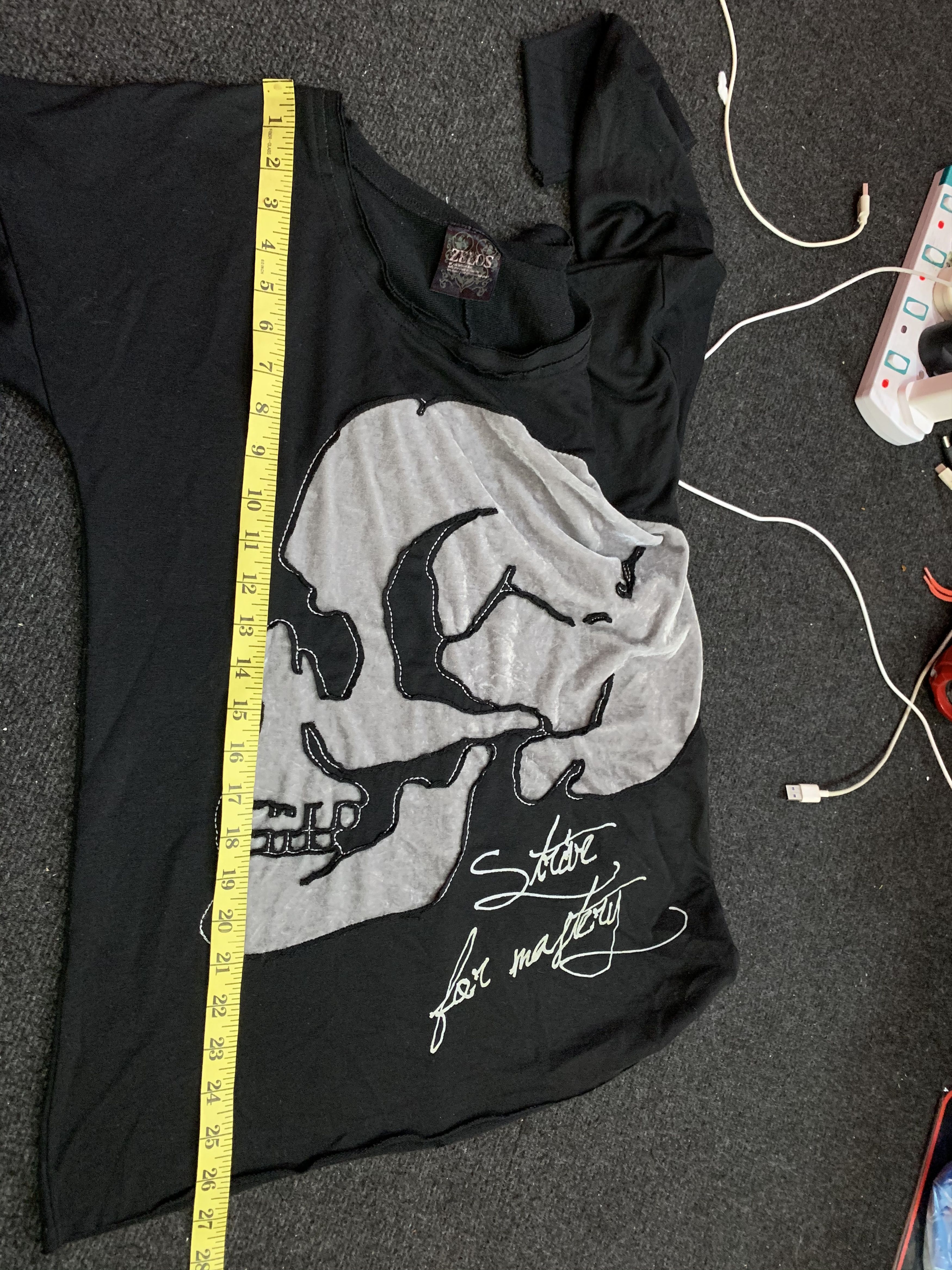 Japanese Brand 🔥Zelos Big Skull Long Sleeves Tops Size US S / EU 44-46 / 1 - 14 Thumbnail