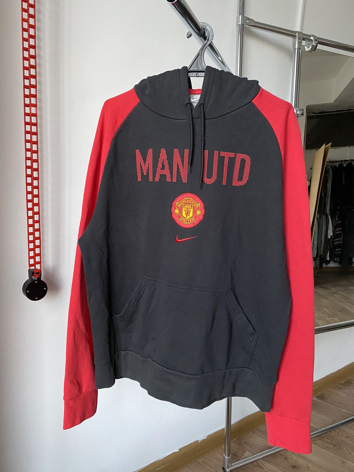 Nike × Vintage Y2K Nike Manchester United Central Logo Black/Red Hoodie Size US XL / EU 56 / 4 - 2 Thumbnail