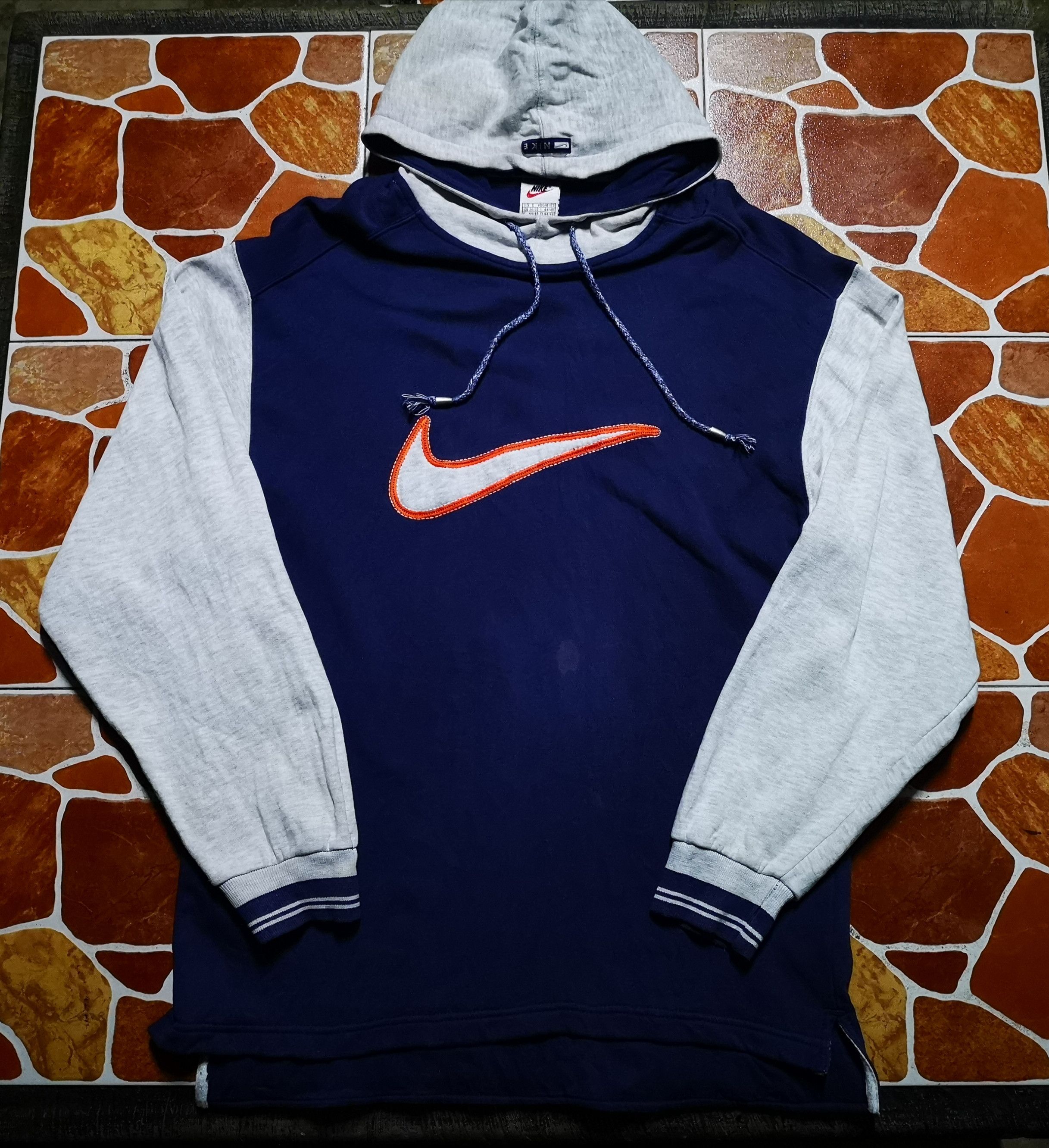 Nike × Vintage Vintage Nike swoosh Hoodie Big logo Size US M / EU 48-50 / 2 - 1 Thumbnail