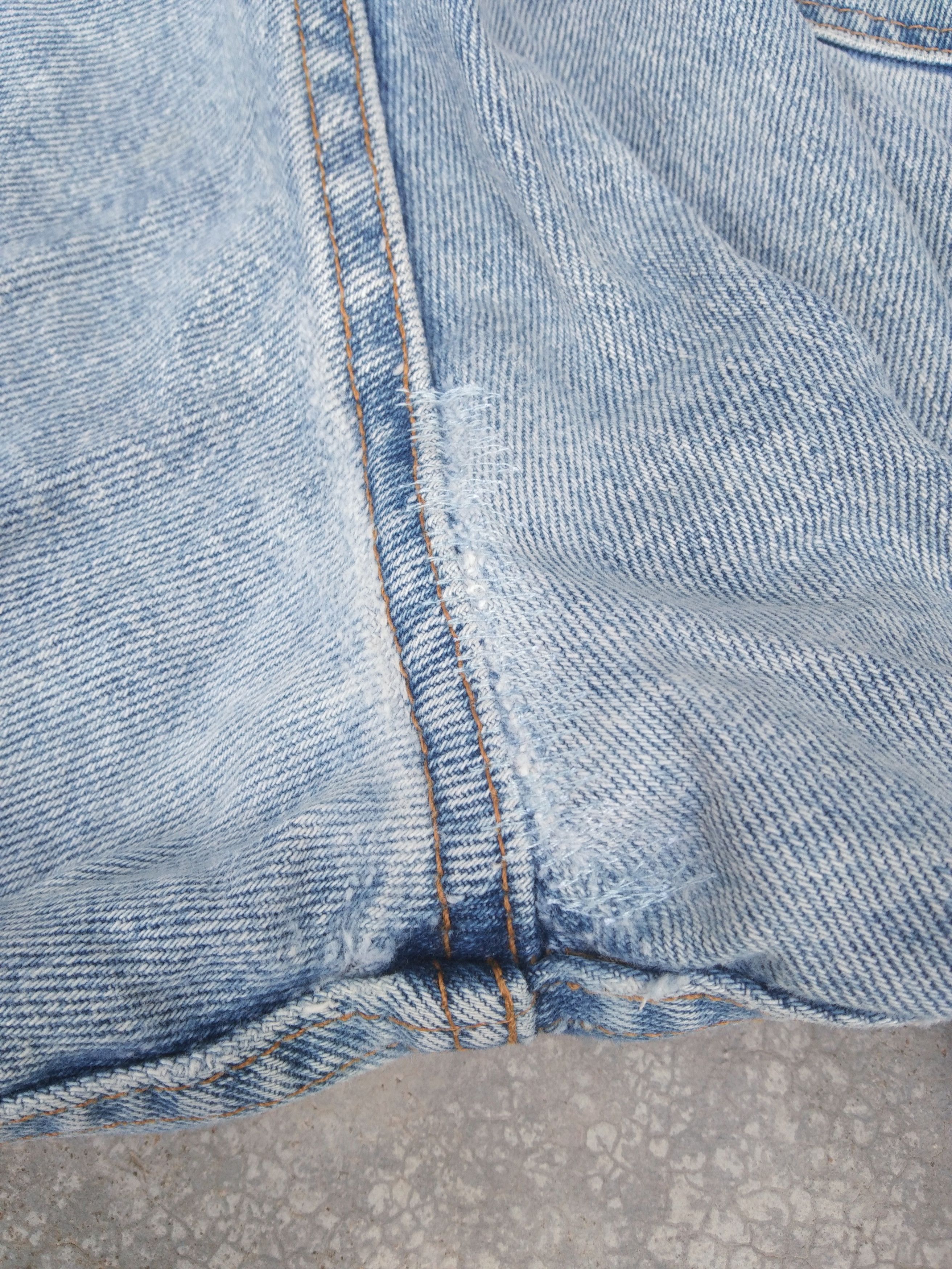Levi's Vintage Levi's Jeans 560 Made In USA Distressed Denim 36x30 Size US 36 / EU 52 - 5 Thumbnail