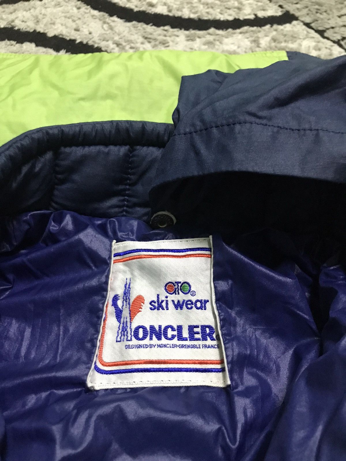 Moncler Moncler Size US XS / EU 42 / 0 - 6 Thumbnail