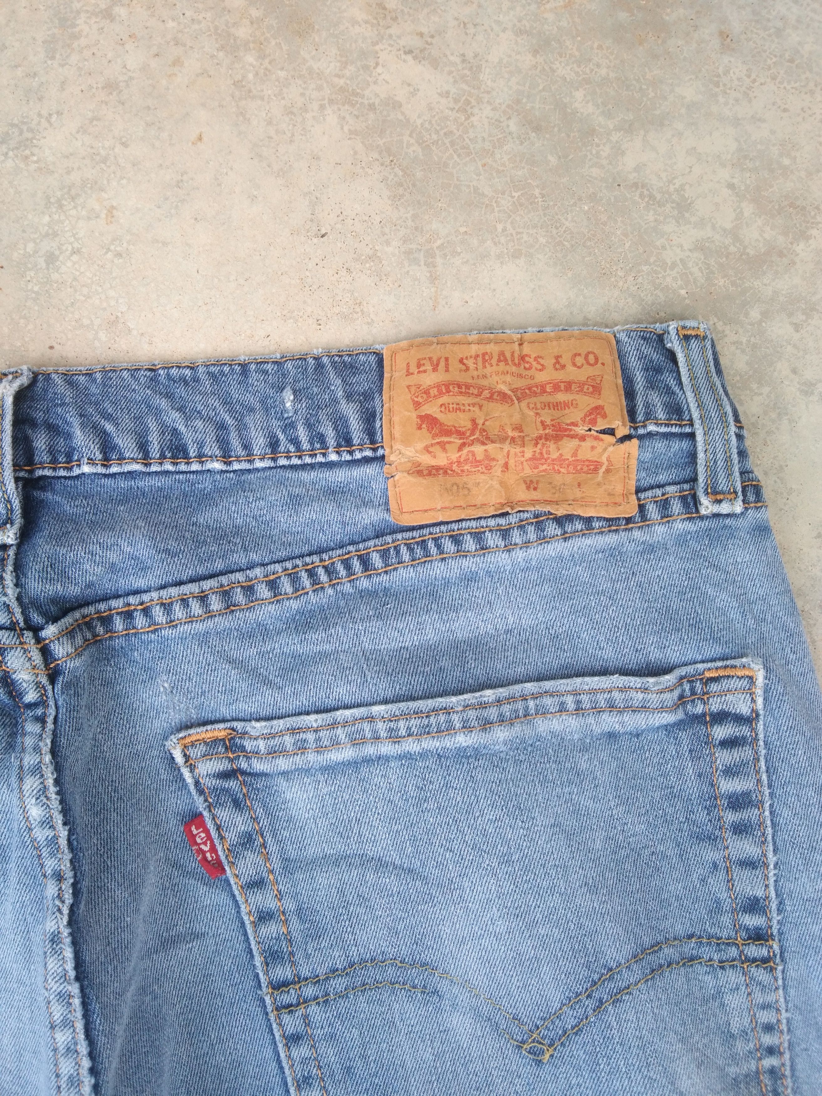 Levi's Vintage Levi's Jeans 505 Light Wash Distressed Denim Size US 36 / EU 52 - 5 Thumbnail