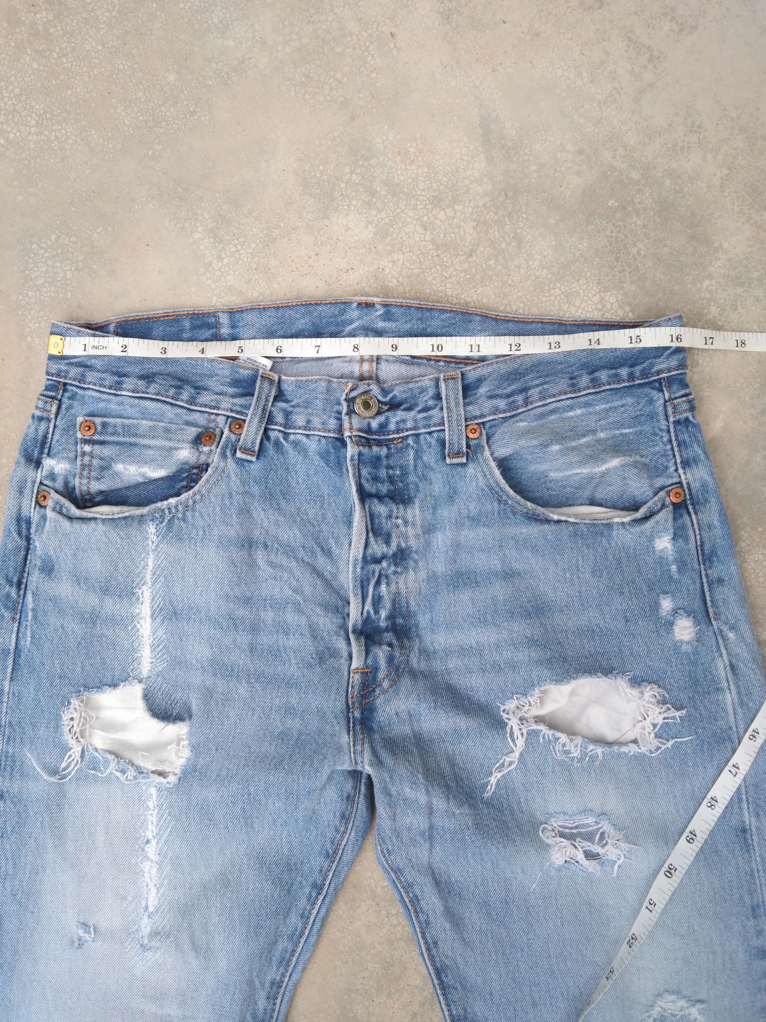 Levi's × Vintage Vintage Levis 501 Light Wash Distressed Jeans 32x30 Size US 32 / EU 48 - 7 Thumbnail
