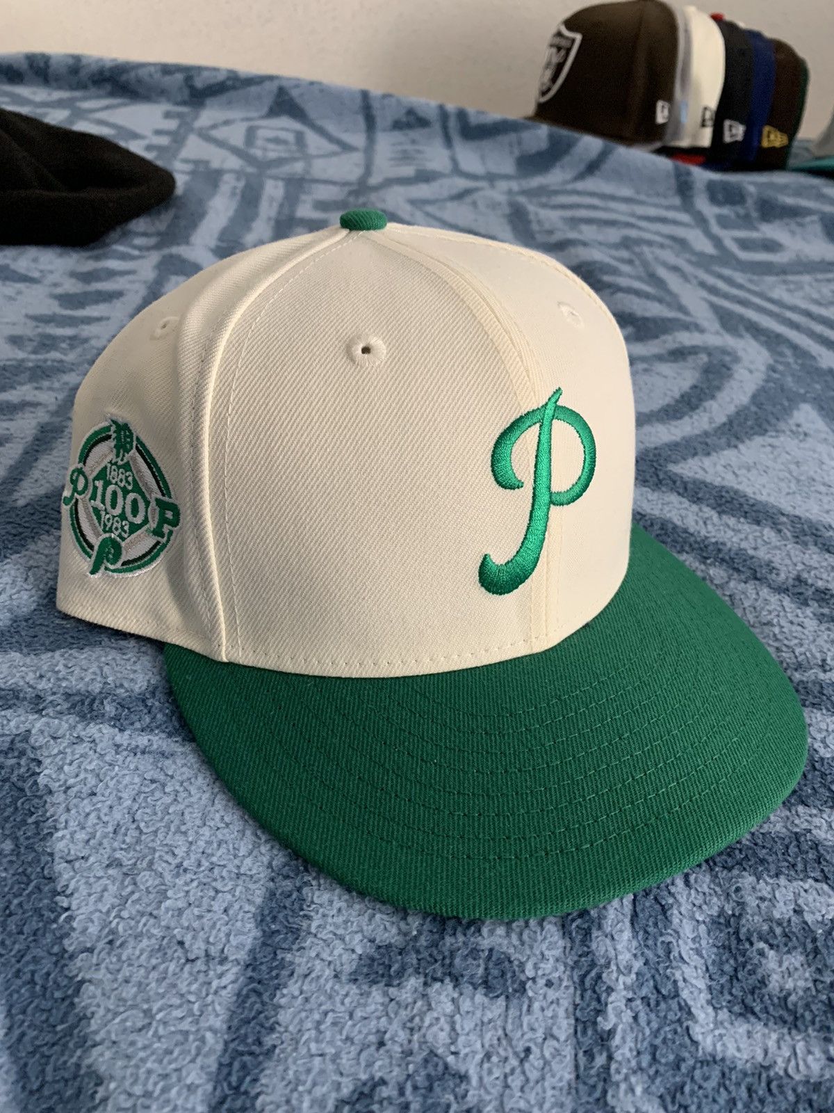 Philadelphia Phillies “Eagles”