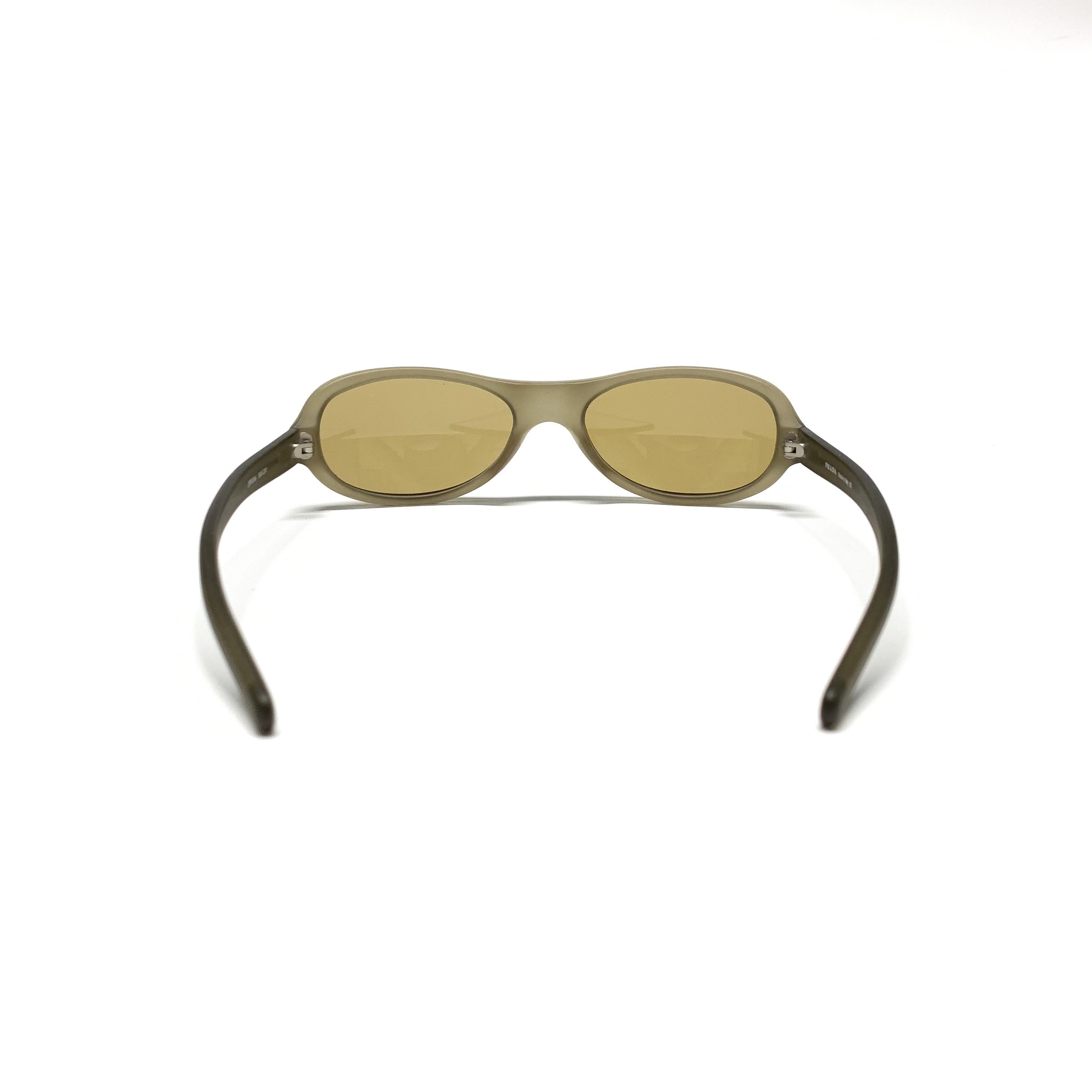 Vtg 00s Prada Frosted Round Sunglasses (Olive)
