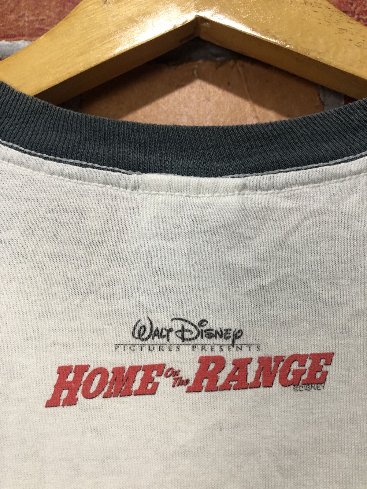 Disney Vtg Home of The Range Lucky Jack Bad Hare Day Disney T-Shirt Size US M / EU 48-50 / 2 - 4 Thumbnail