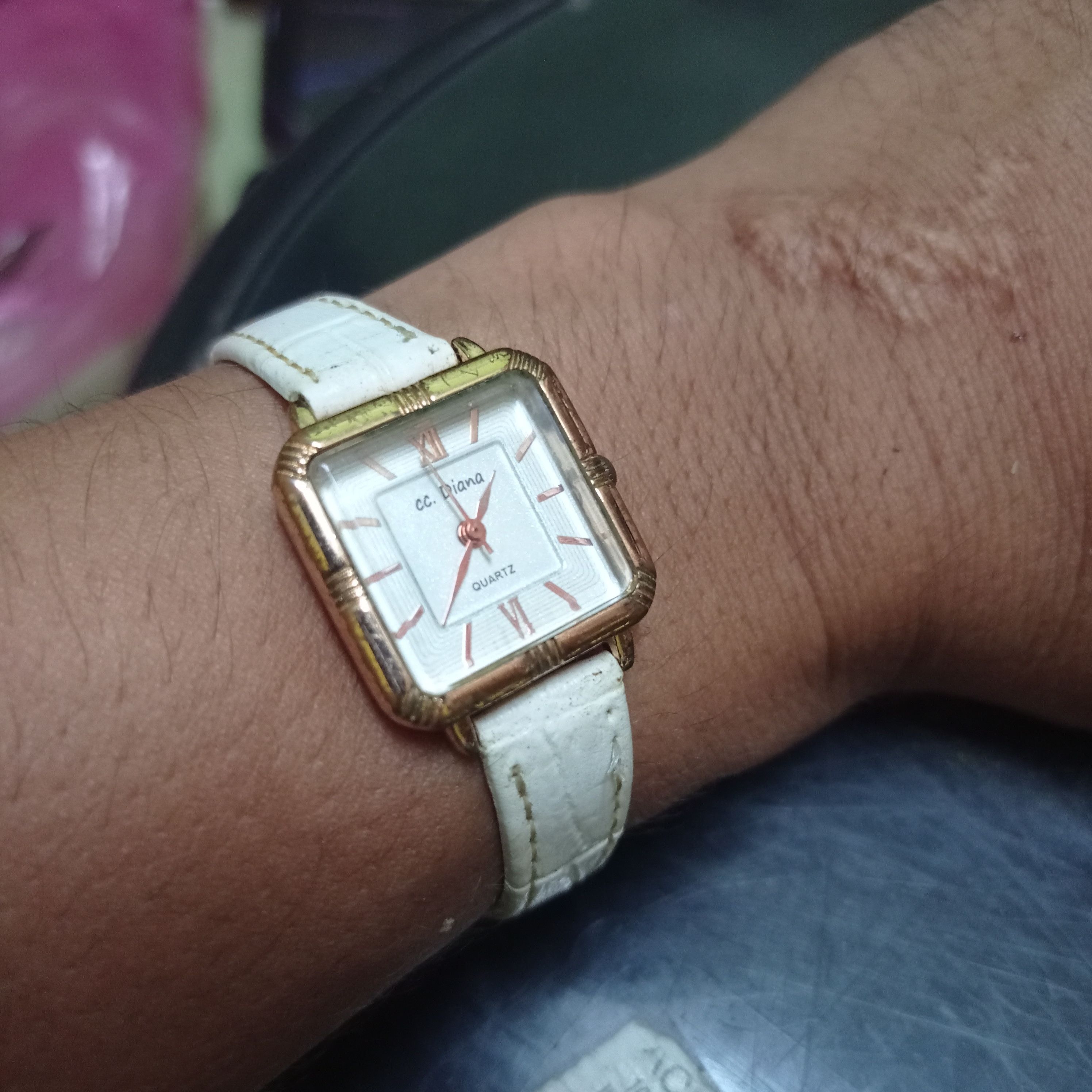 Japanese Brand Vintage CC DIANA (331055X) JAPANESE WATCH LADIES WATCH Size ONE SIZE - 1 Thumbnail