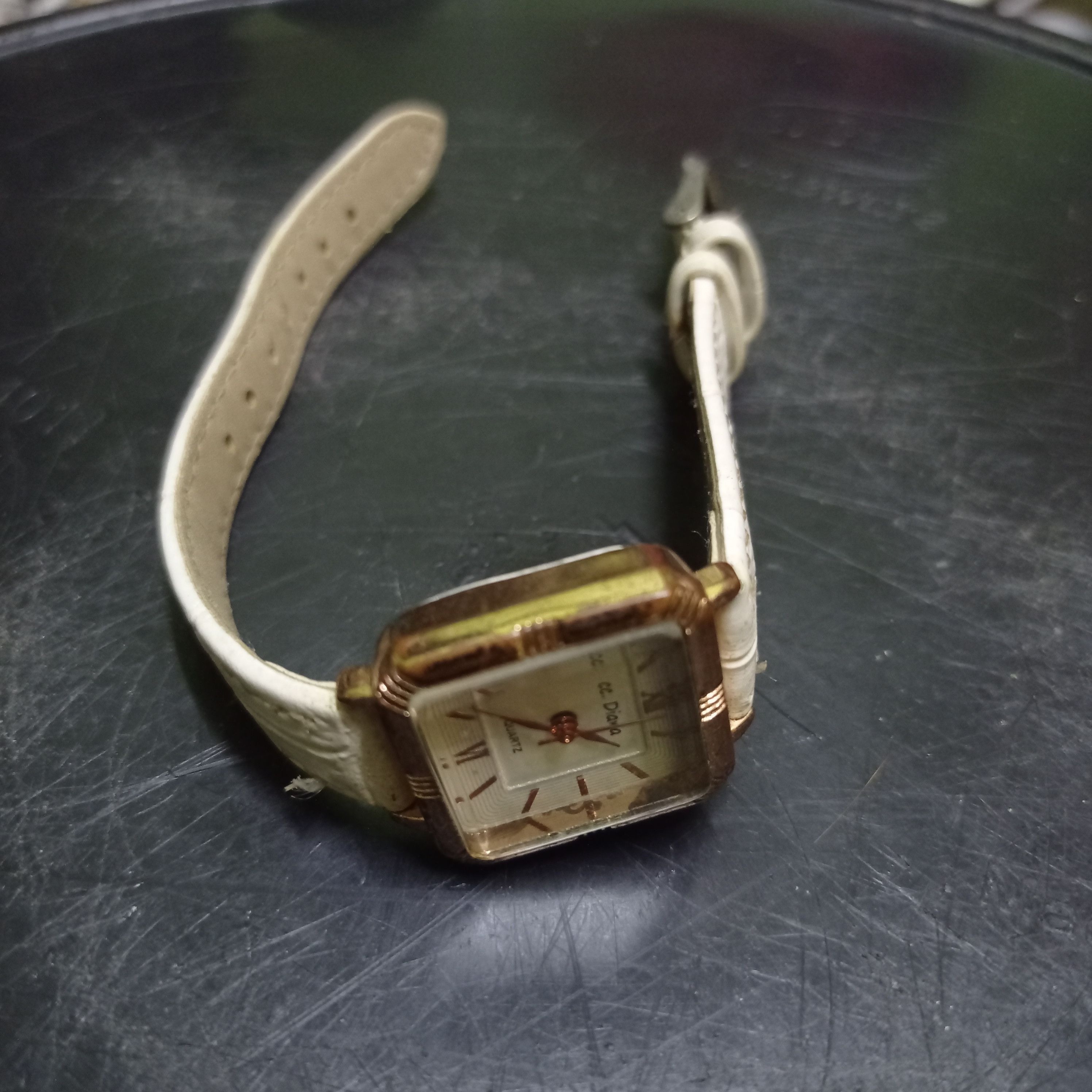 Japanese Brand Vintage CC DIANA (331055X) JAPANESE WATCH LADIES WATCH Size ONE SIZE - 14 Thumbnail