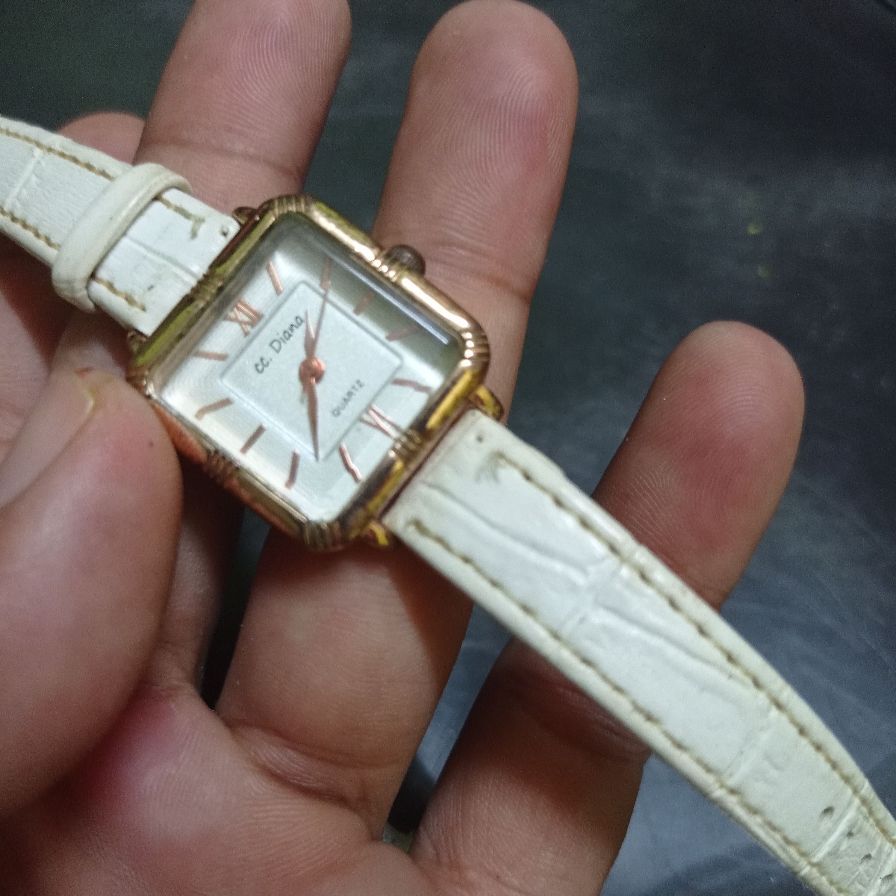 Japanese Brand Vintage CC DIANA (331055X) JAPANESE WATCH LADIES WATCH Size ONE SIZE - 8 Thumbnail