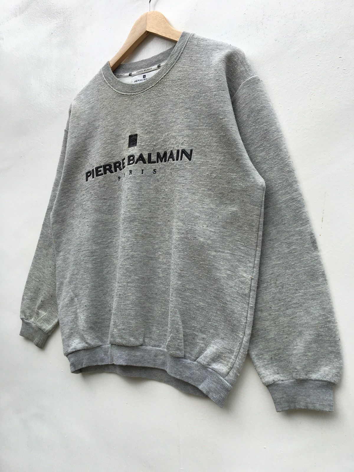 Pierre Balmain Vintage Pierre Balmain Biglogo Spellout Sweatshirt Size US L / EU 52-54 / 3 - 4 Thumbnail