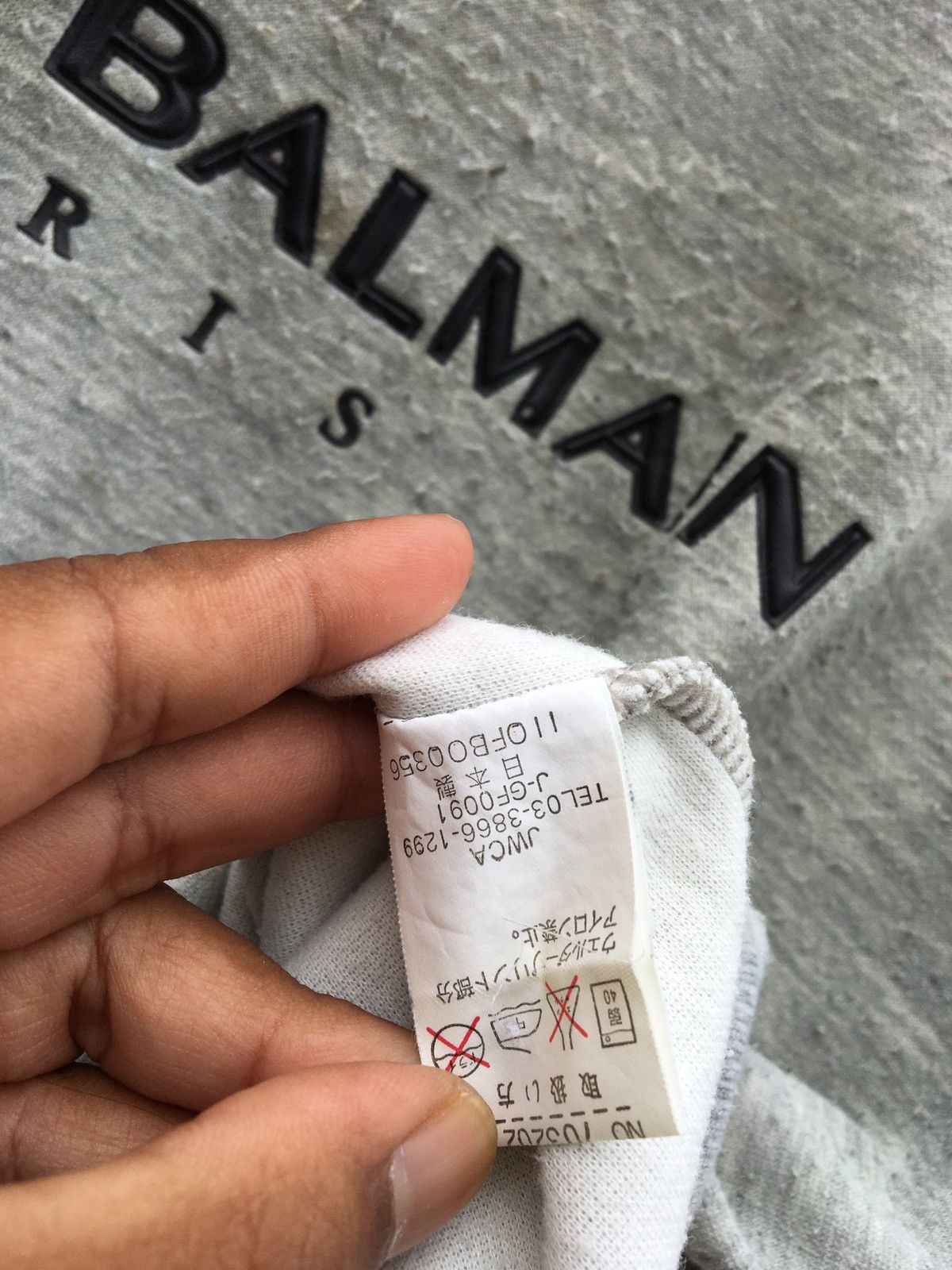 Pierre Balmain Vintage Pierre Balmain Biglogo Spellout Sweatshirt Size US L / EU 52-54 / 3 - 10 Thumbnail