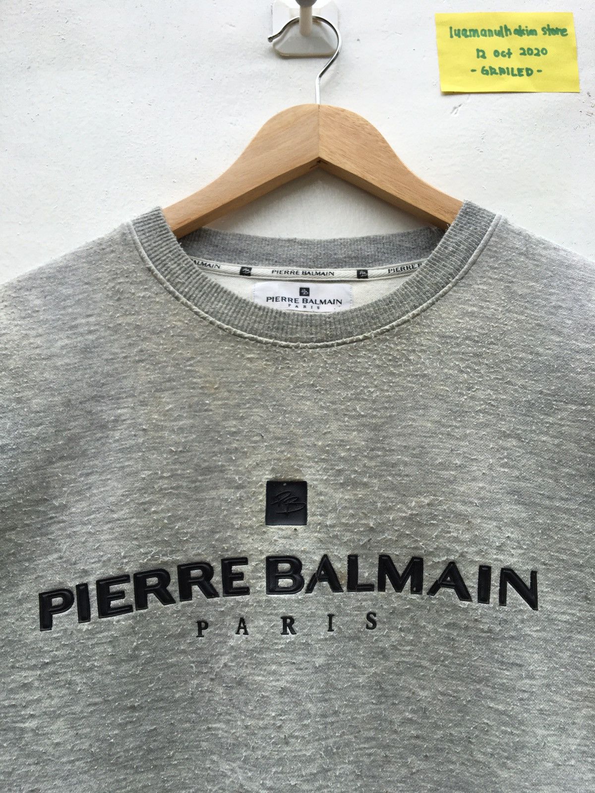 Pierre Balmain Vintage Pierre Balmain Biglogo Spellout Sweatshirt Size US L / EU 52-54 / 3 - 6 Thumbnail