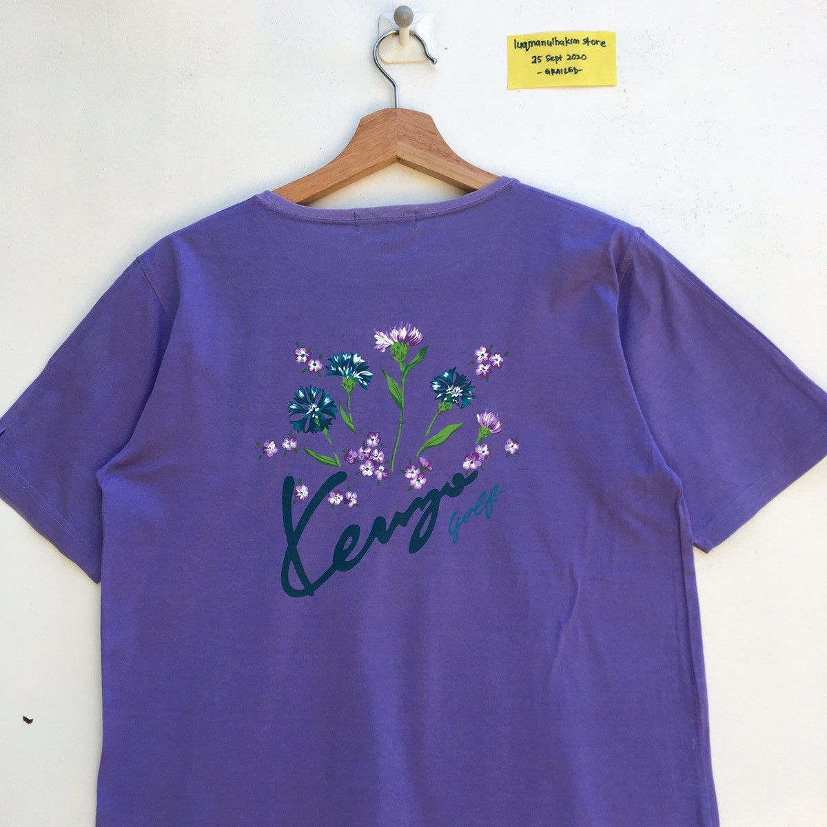 Kenzo Vintage Kenzo Spellout Floral Motif Tshirt Size US M / EU 48-50 / 2 - 1 Thumbnail