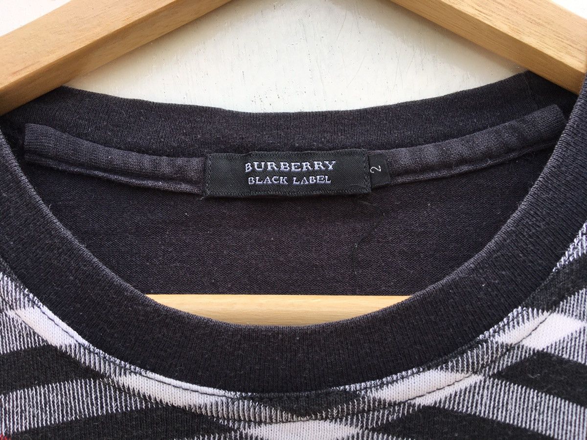 Burberry Vintage Burberry Checkered Tshirt Size US S / EU 44-46 / 1 - 8 Thumbnail