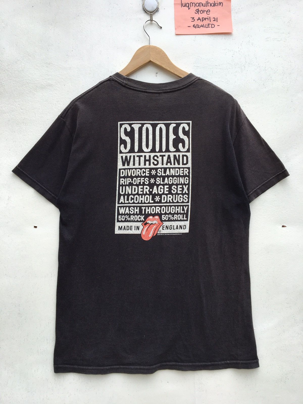 Band Tees Vintage The Rolling Stones 2006 Withstand Social Issues Tee Size US M / EU 48-50 / 2 - 16 Thumbnail