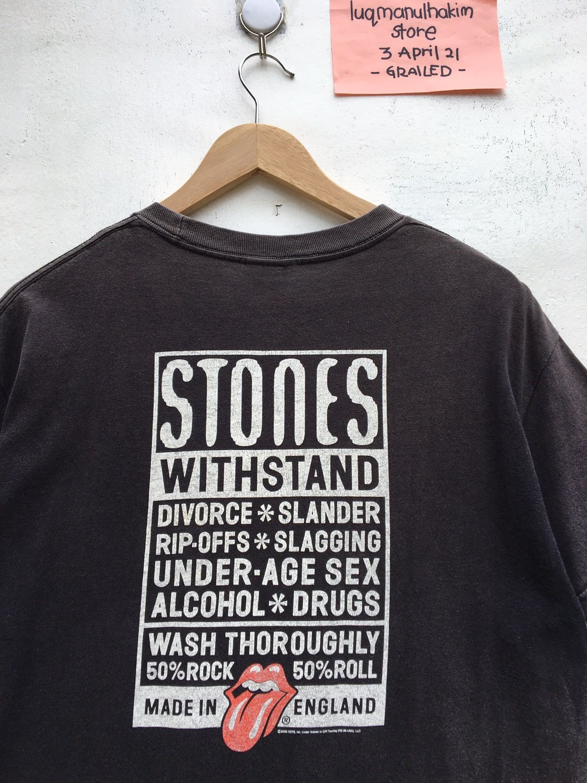Band Tees Vintage The Rolling Stones 2006 Withstand Social Issues Tee Size US M / EU 48-50 / 2 - 20 Thumbnail