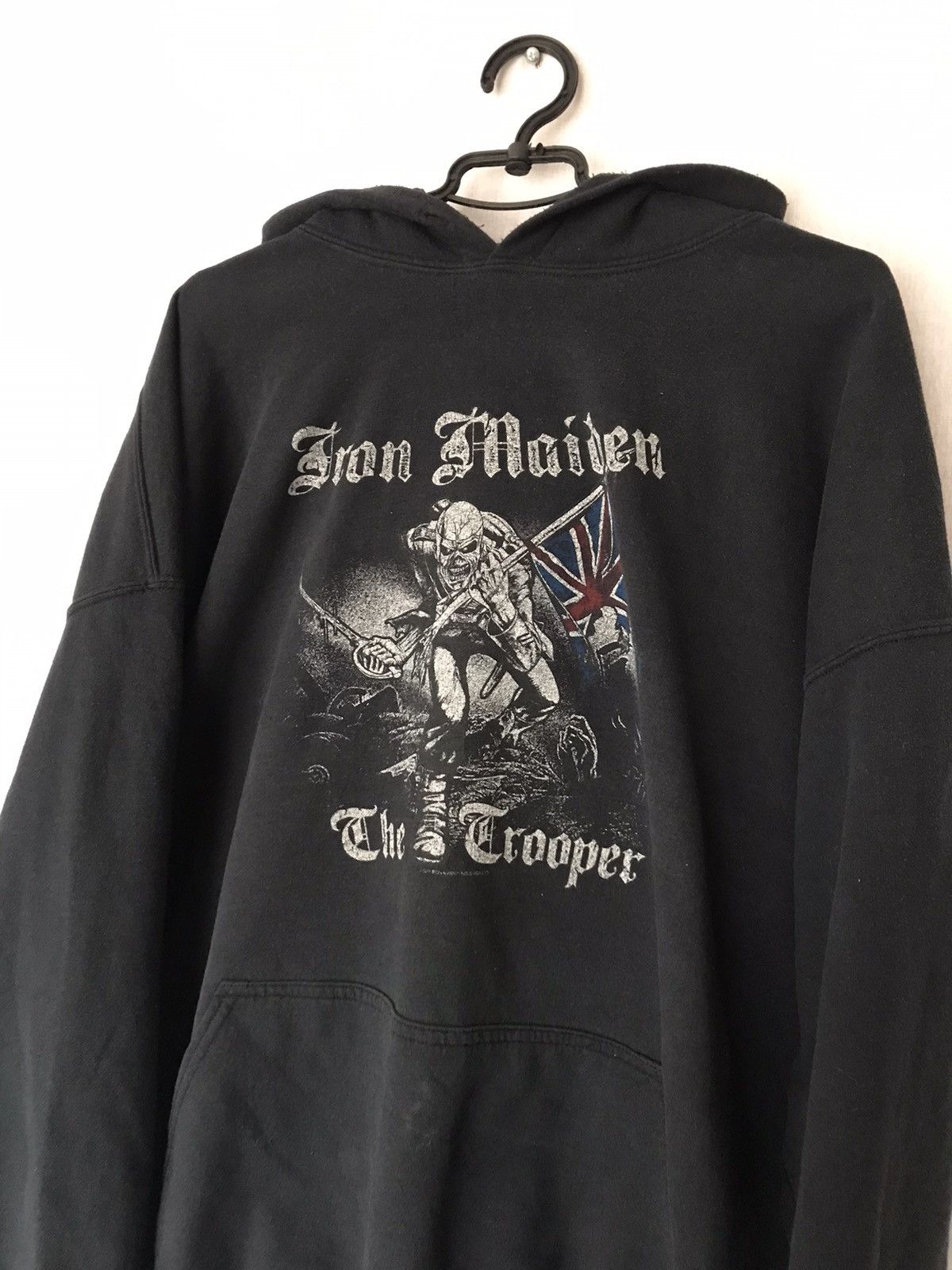 Band Tees Iron Maiden The Trooper Black Mens Hoodie Size US XXL / EU 58 / 5 - 2 Thumbnail