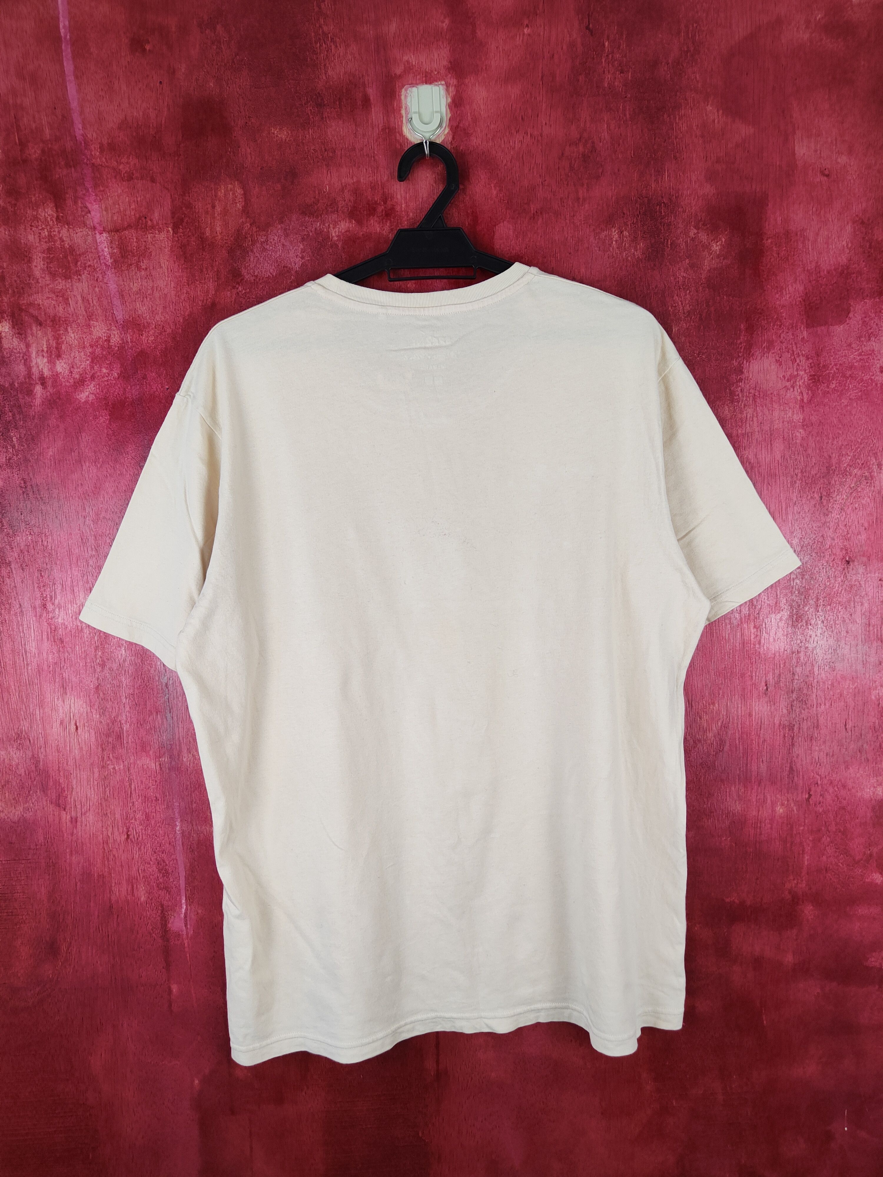 Japanese Brand × Uniqlo Uniqlo X Moma special edition Cream T-shirt #5781 Size US XL / EU 56 / 4 - 8 Thumbnail