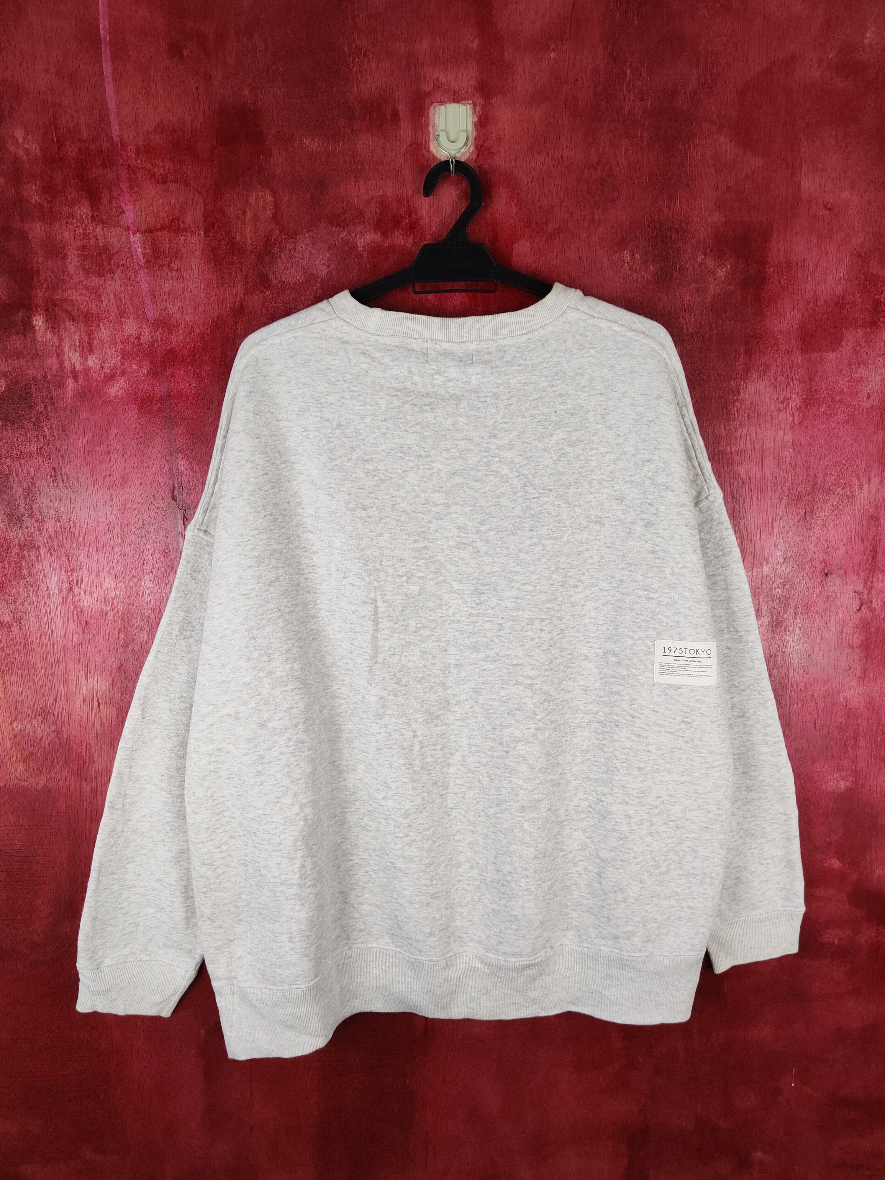 The 1975 1975 Tokyo-Local Soft Grey baggie Sweatshirt #5411 Size US XL / EU 56 / 4 - 7 Thumbnail