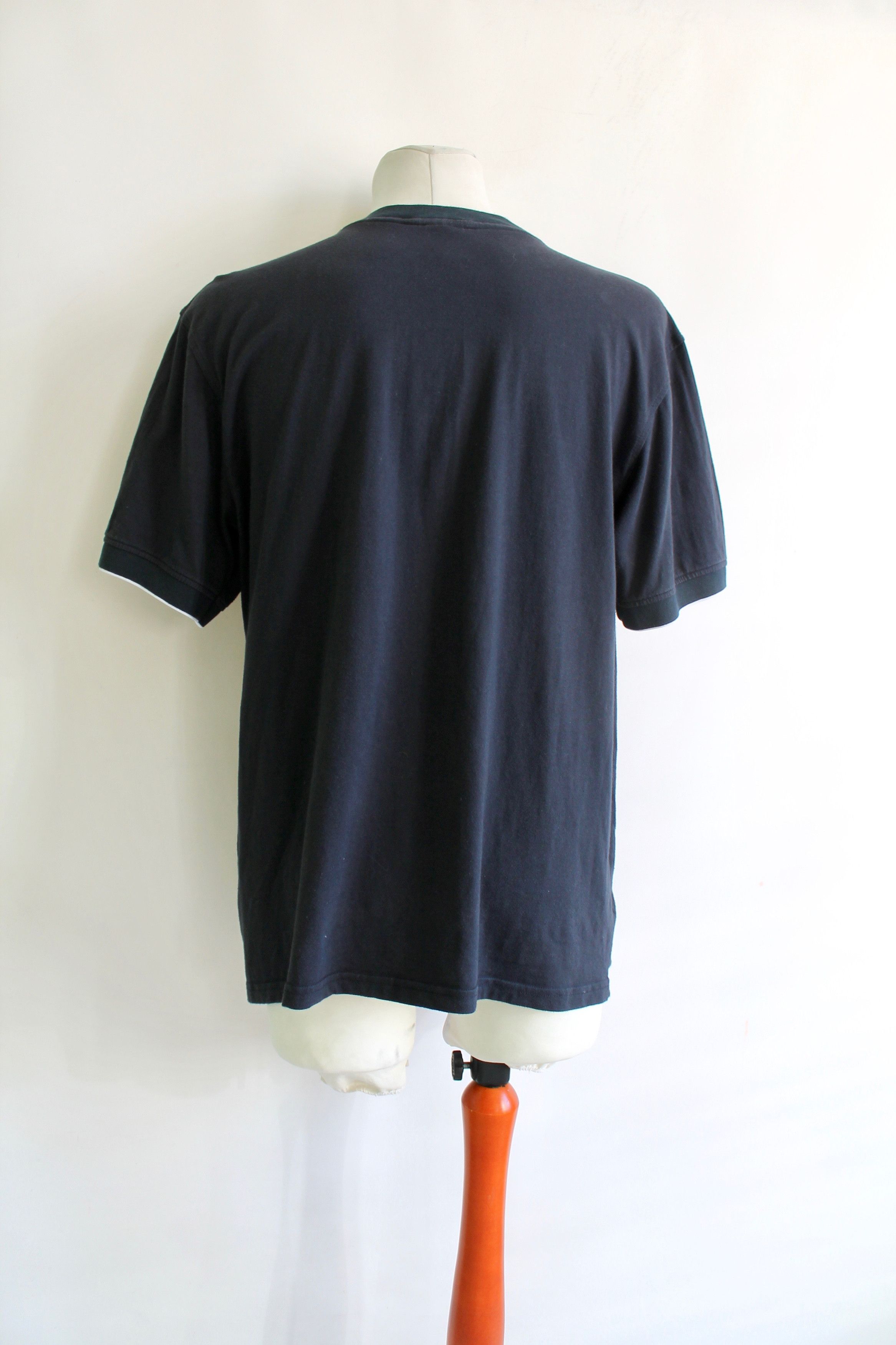 Nike 90's NIKE V neck Swoosh T Shirt Navy blue XL Size US XL / EU 56 / 4 - 4 Thumbnail