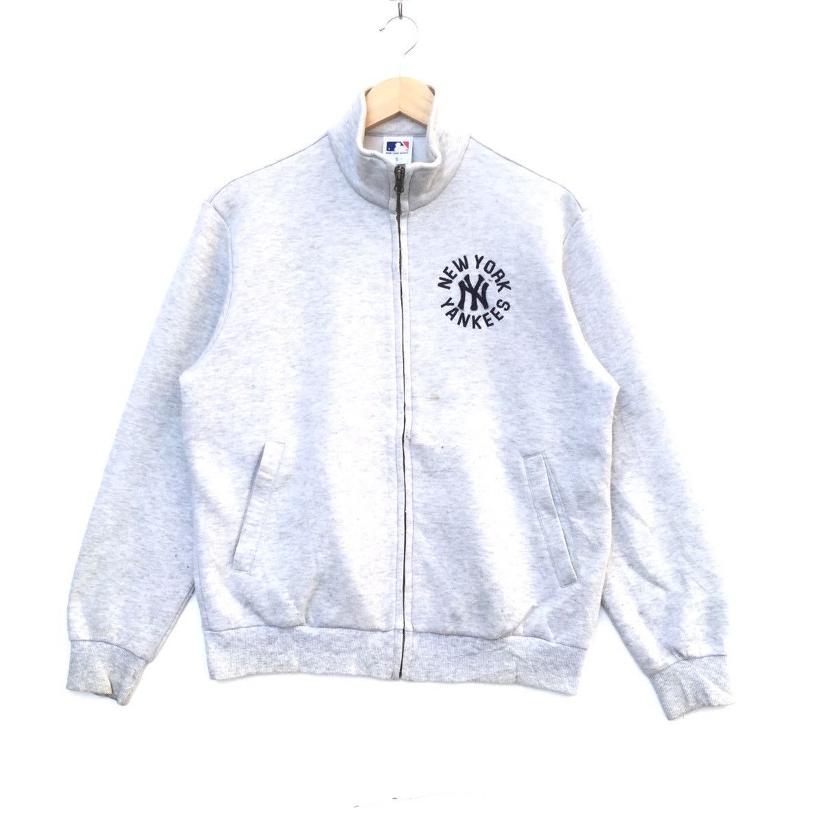 MLB New York Yankees Big Logo Jacket Sweater | Spell Out. S MLB Size US S / EU 44-46 / 1 - 1 Thumbnail