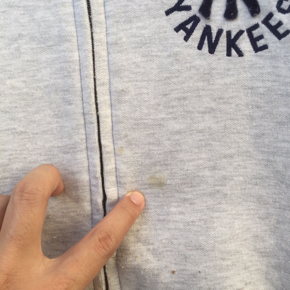 MLB New York Yankees Big Logo Jacket Sweater | Spell Out. S MLB Size US S / EU 44-46 / 1 - 4 Thumbnail