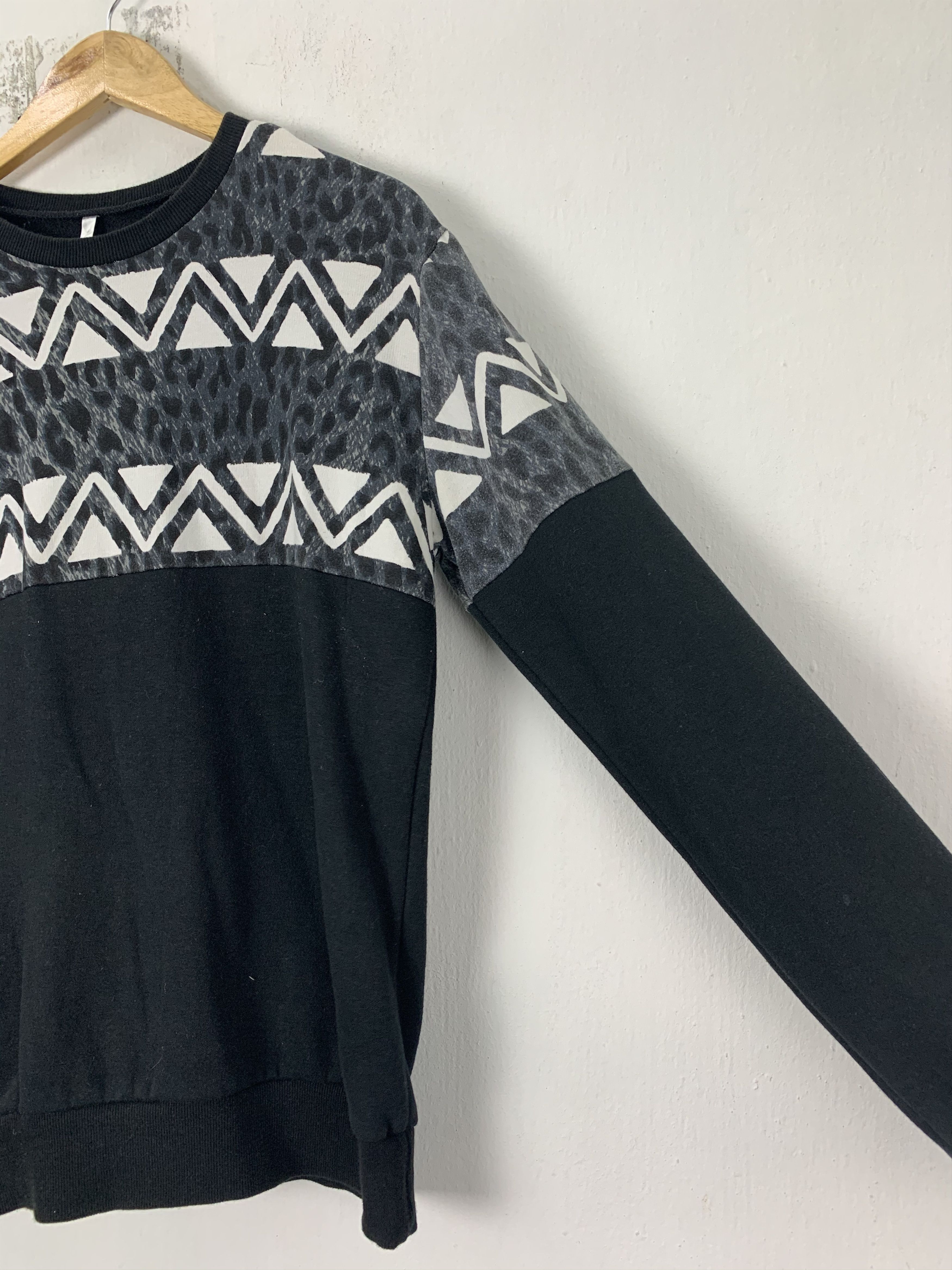 Japanese Brand Sweatshirt Roen Vintage Japanese Branded Streetwear #057 Size US S / EU 44-46 / 1 - 2 Thumbnail