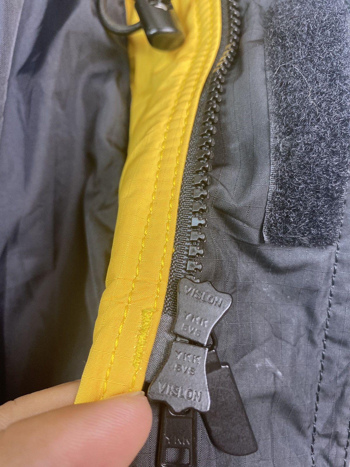 The North Face Vtg 90s The North Face skiwear colorblock design jacket Size US L / EU 52-54 / 3 - 7 Thumbnail