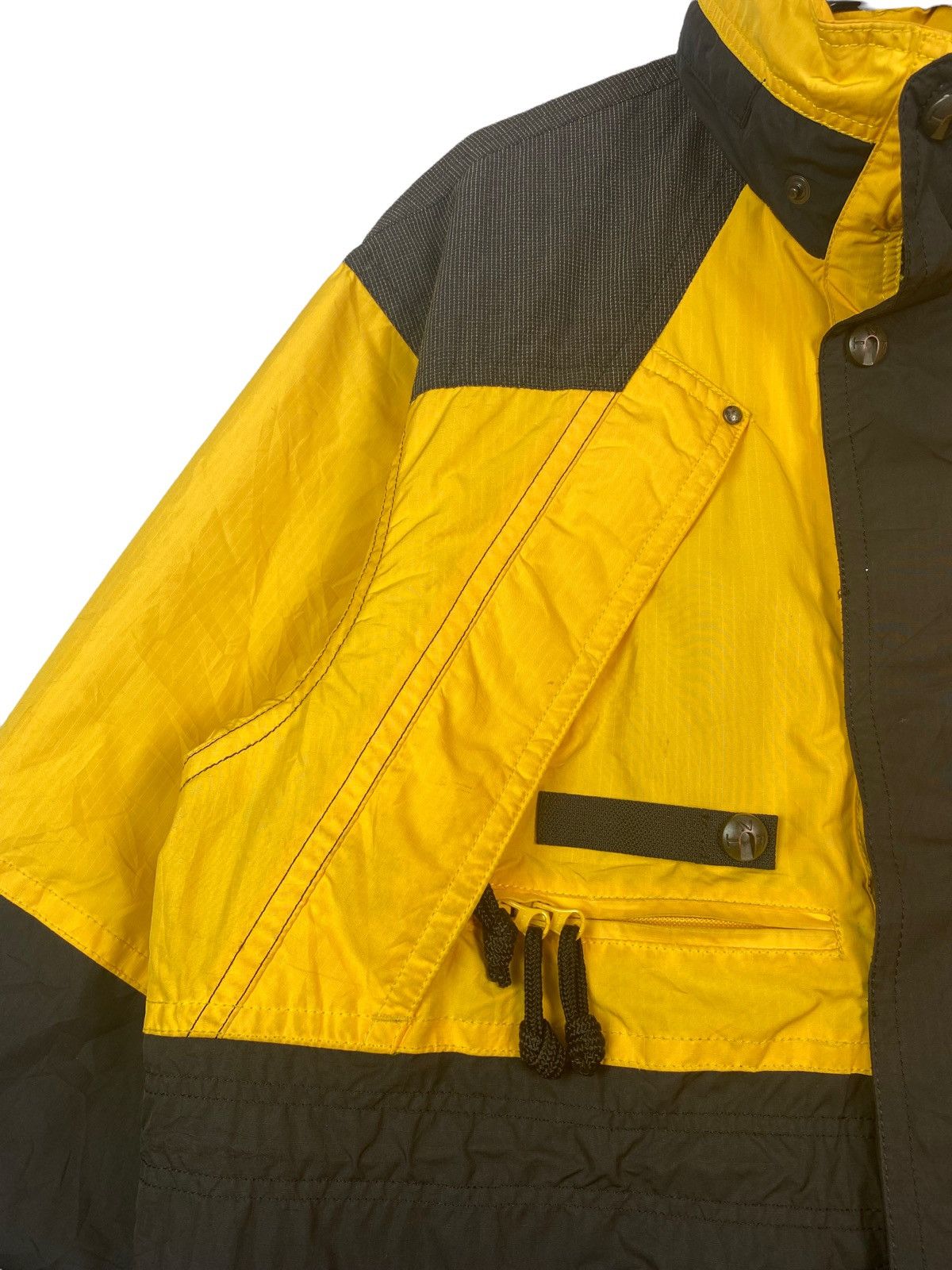The North Face Vtg 90s The North Face skiwear colorblock design jacket Size US L / EU 52-54 / 3 - 3 Thumbnail