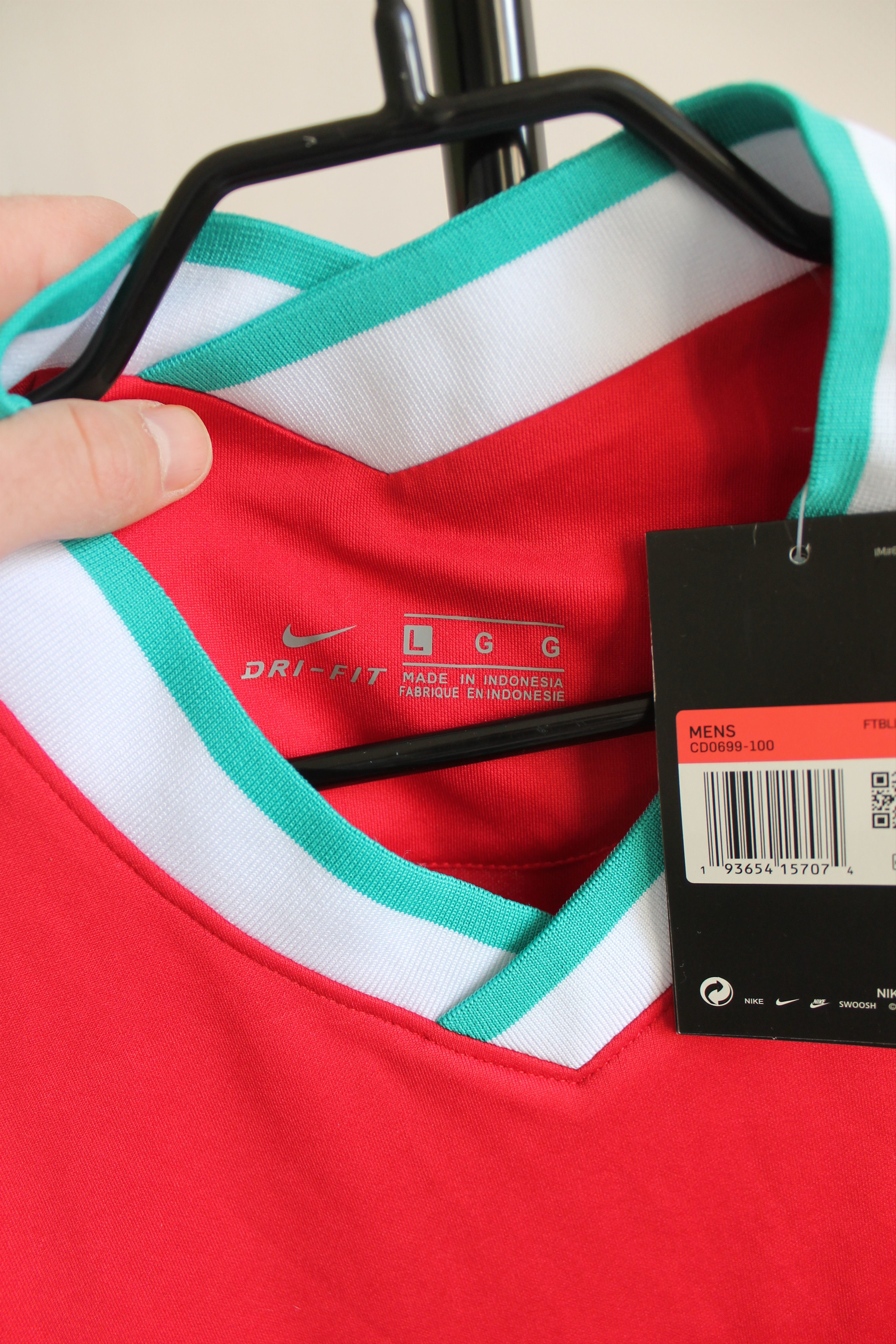 Nike ASTON VILLA - Liverpool 7 - 2 jersey Shirt Nike Size US L / EU 52-54 / 3 - 10 Thumbnail
