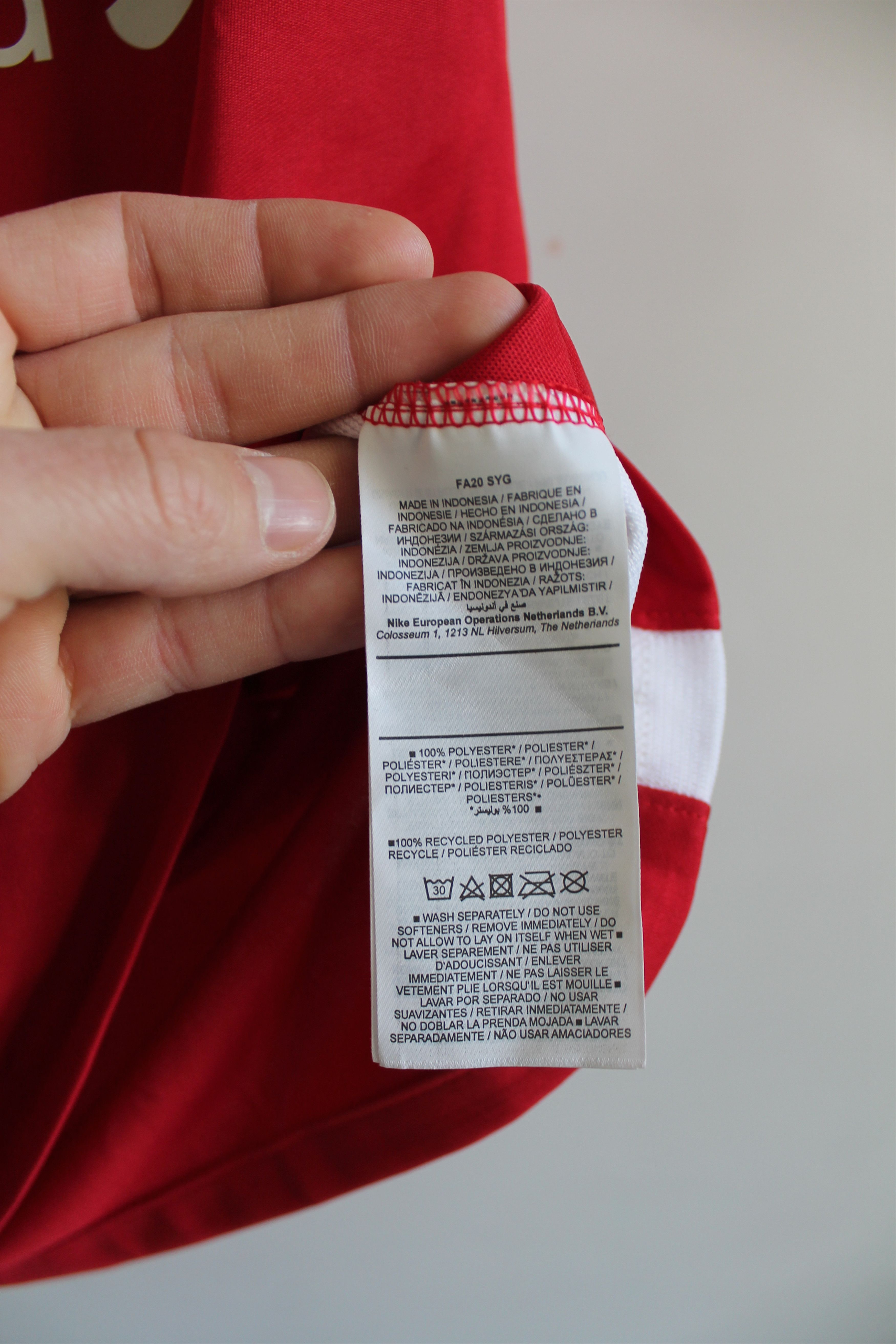 Nike ASTON VILLA - Liverpool 7 - 2 jersey Shirt Nike Size US L / EU 52-54 / 3 - 12 Thumbnail