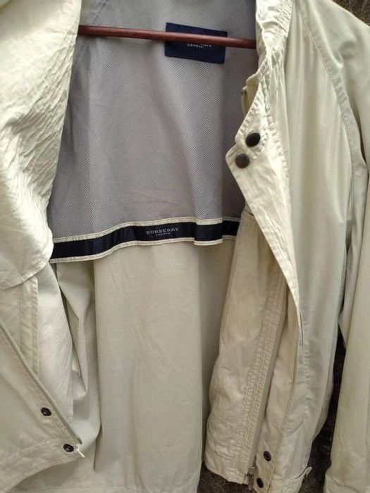 Burberry BURBERRY LONDON CREAM LIGHT JACKET SIZE XL Size US XL / EU 56 / 4 - 5 Thumbnail