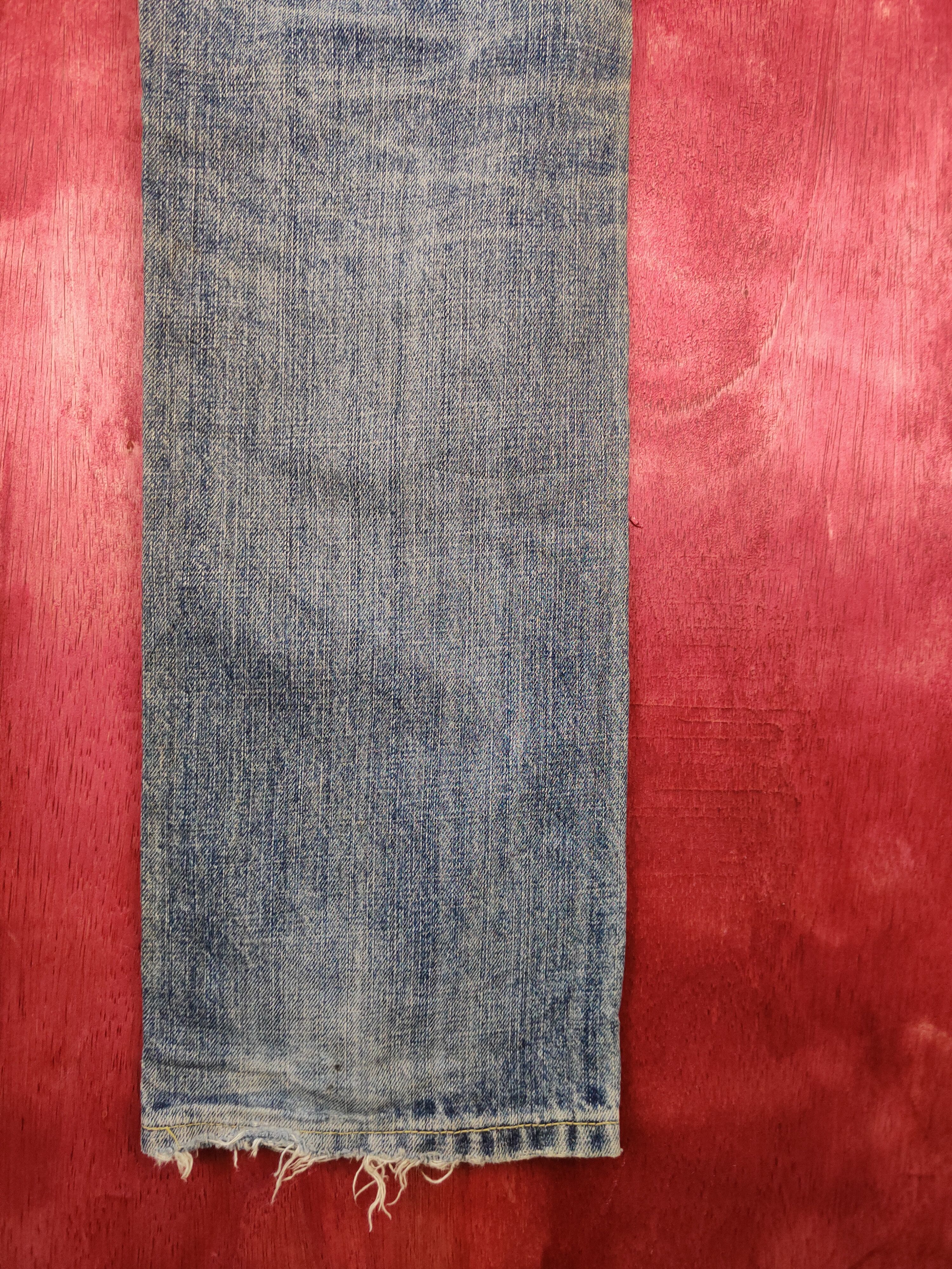 Uniqlo × Vintage Uniqlo Blue vintage distressed Denim jeans pants #5948 Size US 31 - 11 Thumbnail