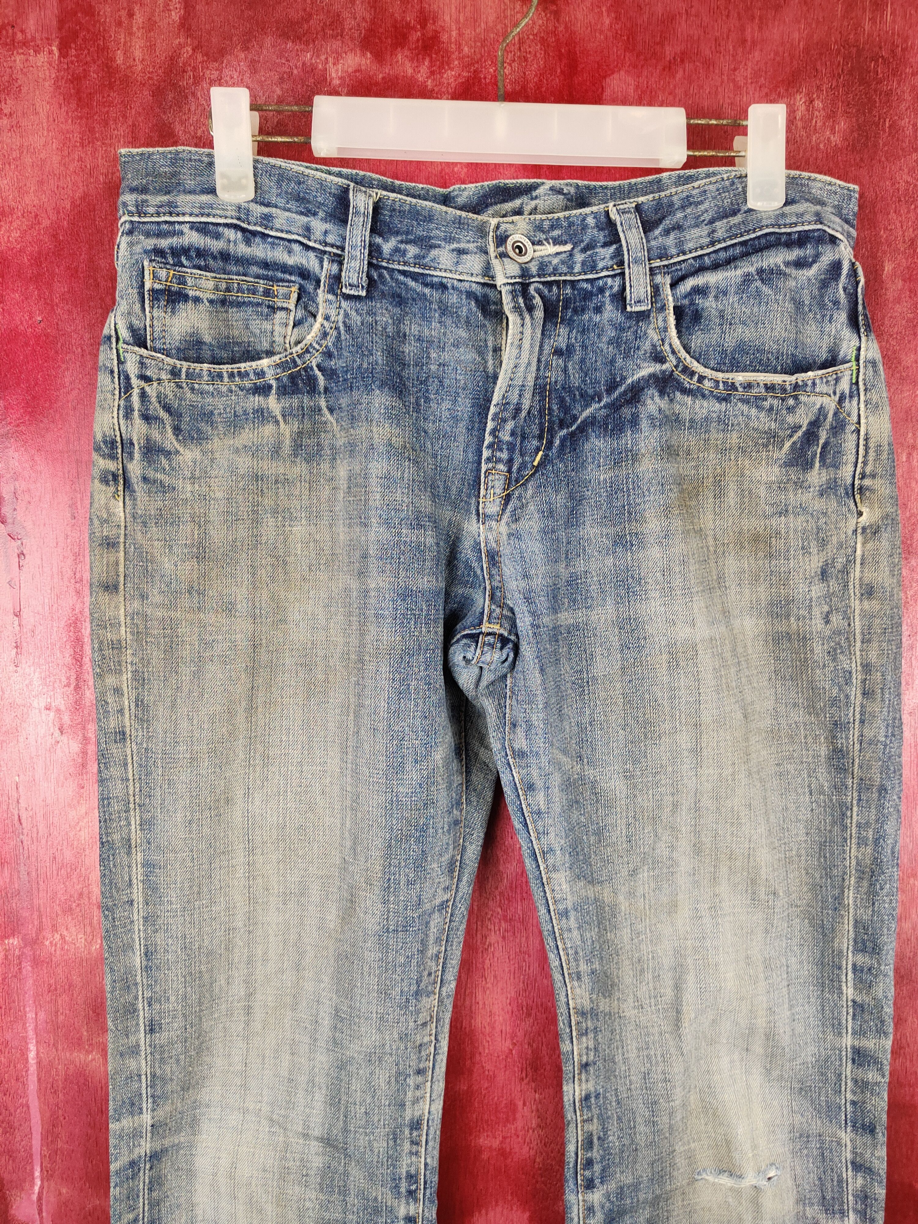 Uniqlo × Vintage Uniqlo Blue vintage distressed Denim jeans pants #5948 Size US 31 - 2 Thumbnail
