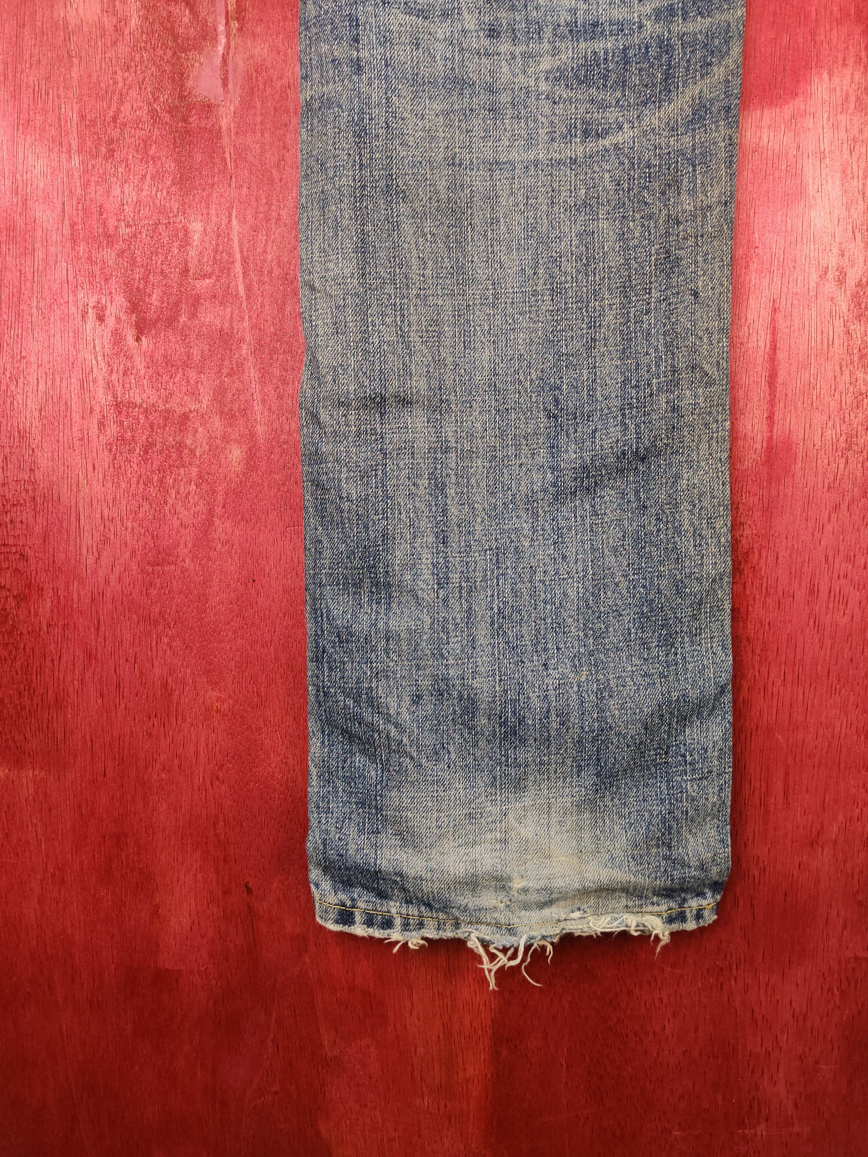 Uniqlo × Vintage Uniqlo Blue vintage distressed Denim jeans pants #5948 Size US 31 - 9 Thumbnail