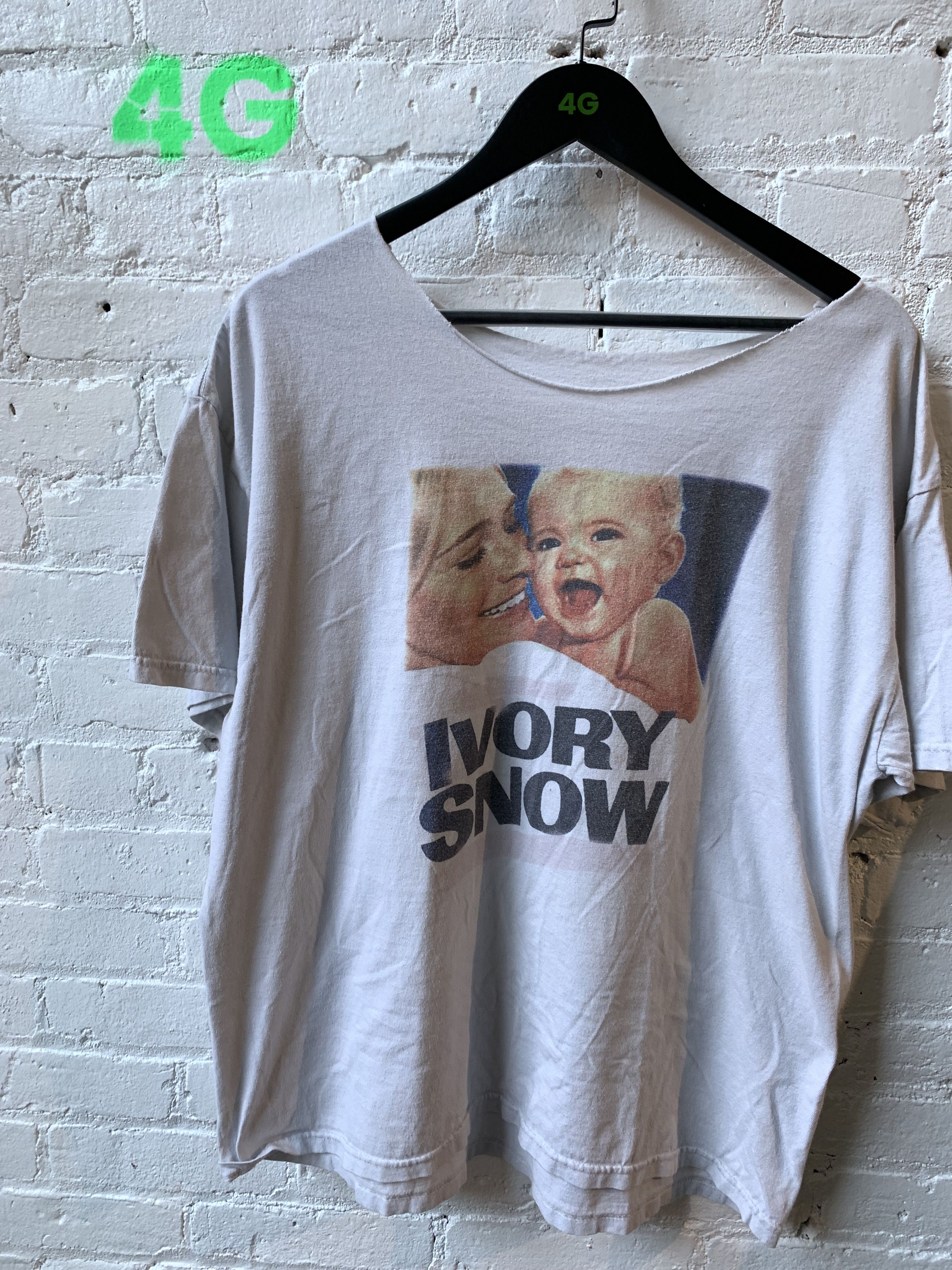 Vintage Neck thrashed Ivory Snow Tee