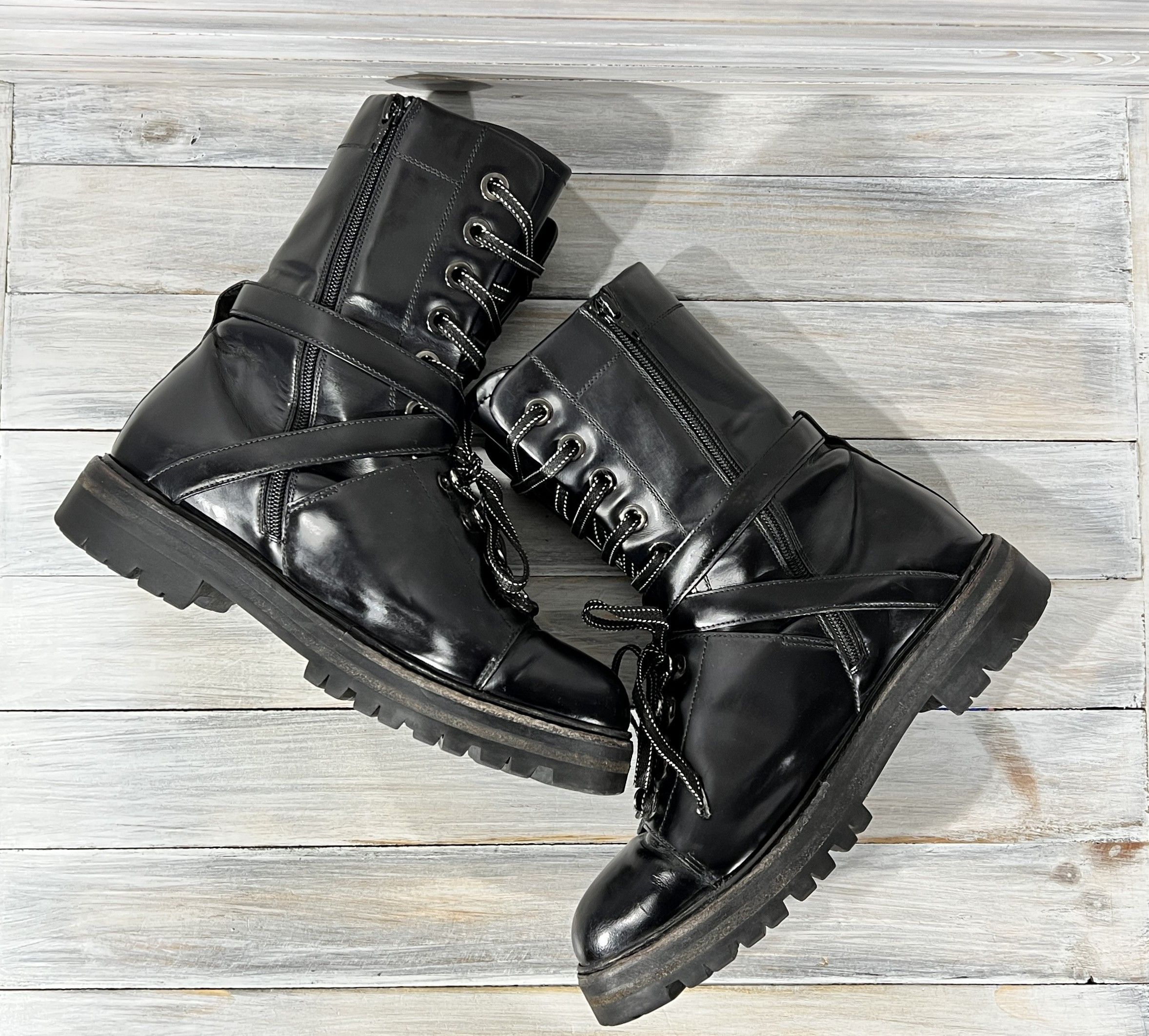 Leather × Valentino Valentino Garavani Rockstud Combat Leather Boots MadeInItaly Size US 9 / IT 39 - 9 Thumbnail