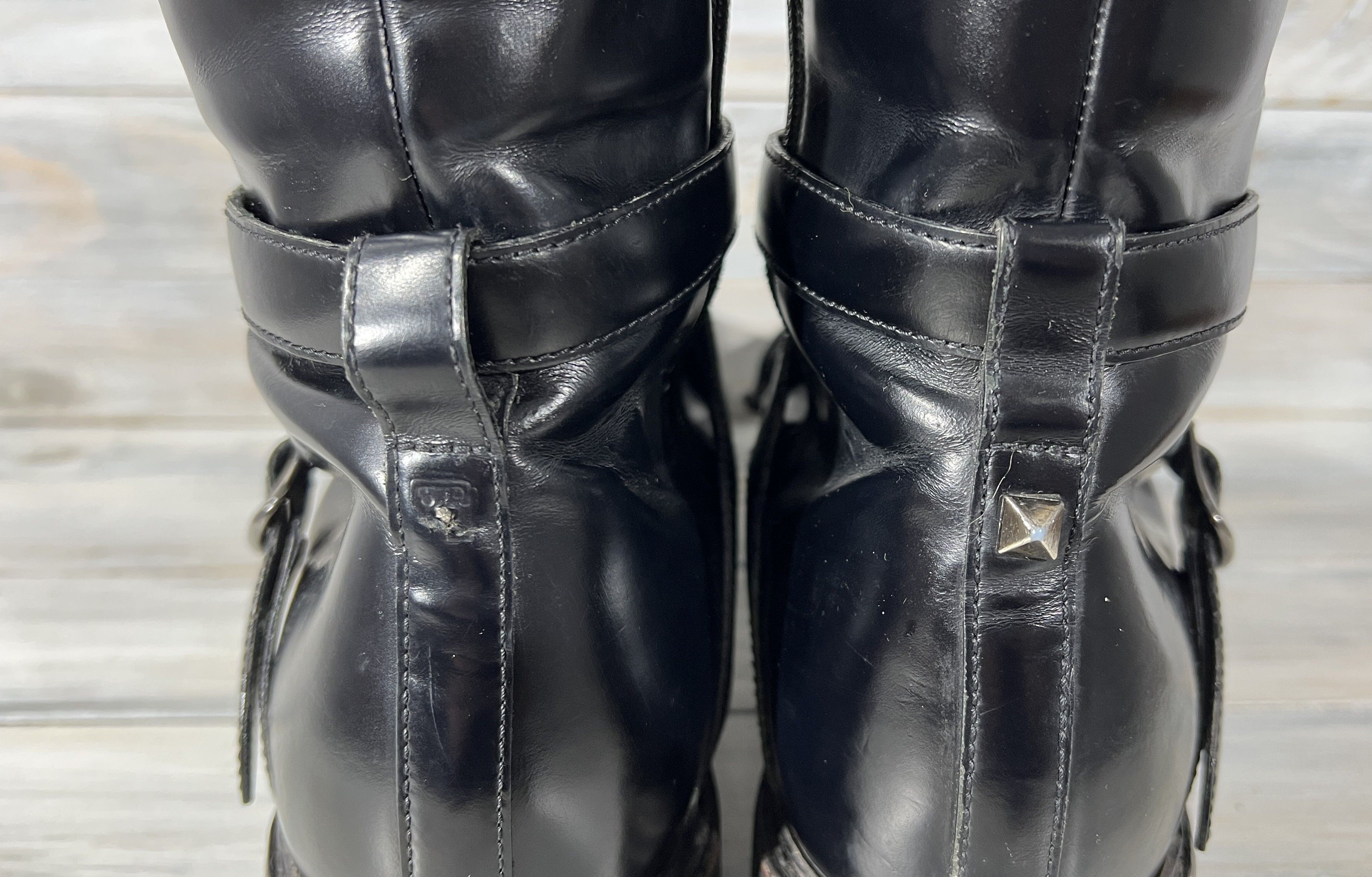 Leather × Valentino Valentino Garavani Rockstud Combat Leather Boots MadeInItaly Size US 9 / IT 39 - 8 Thumbnail