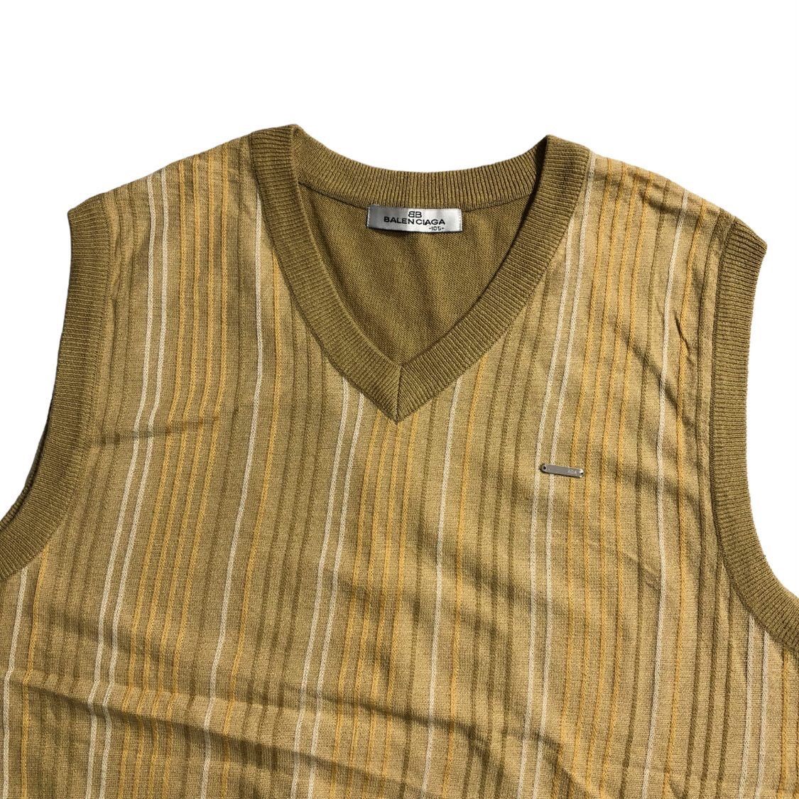Balenciaga × Vintage Vintage Vest Knitwear Balenciaga Paris V Neck Size US L / EU 52-54 / 3 - 2 Thumbnail