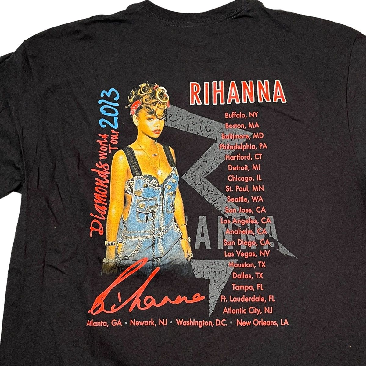 Band Tees × Rihanna 2013 Rihanna Diamonds Tour Tee Size US L / EU 52-54 / 3 - 4 Thumbnail