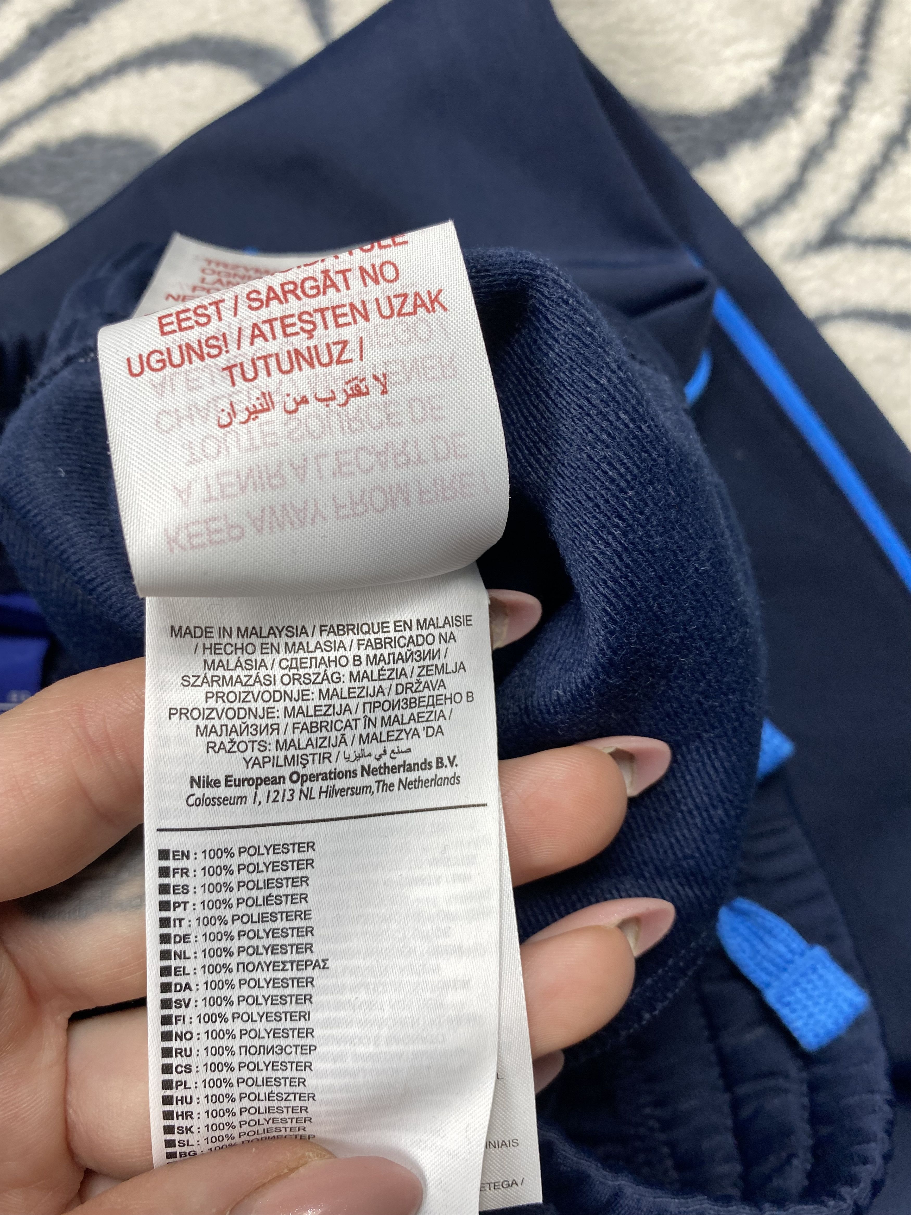 Nike Vintage Nike Mens Track Pants Y2K Size US 28 / EU 44 - 6 Thumbnail