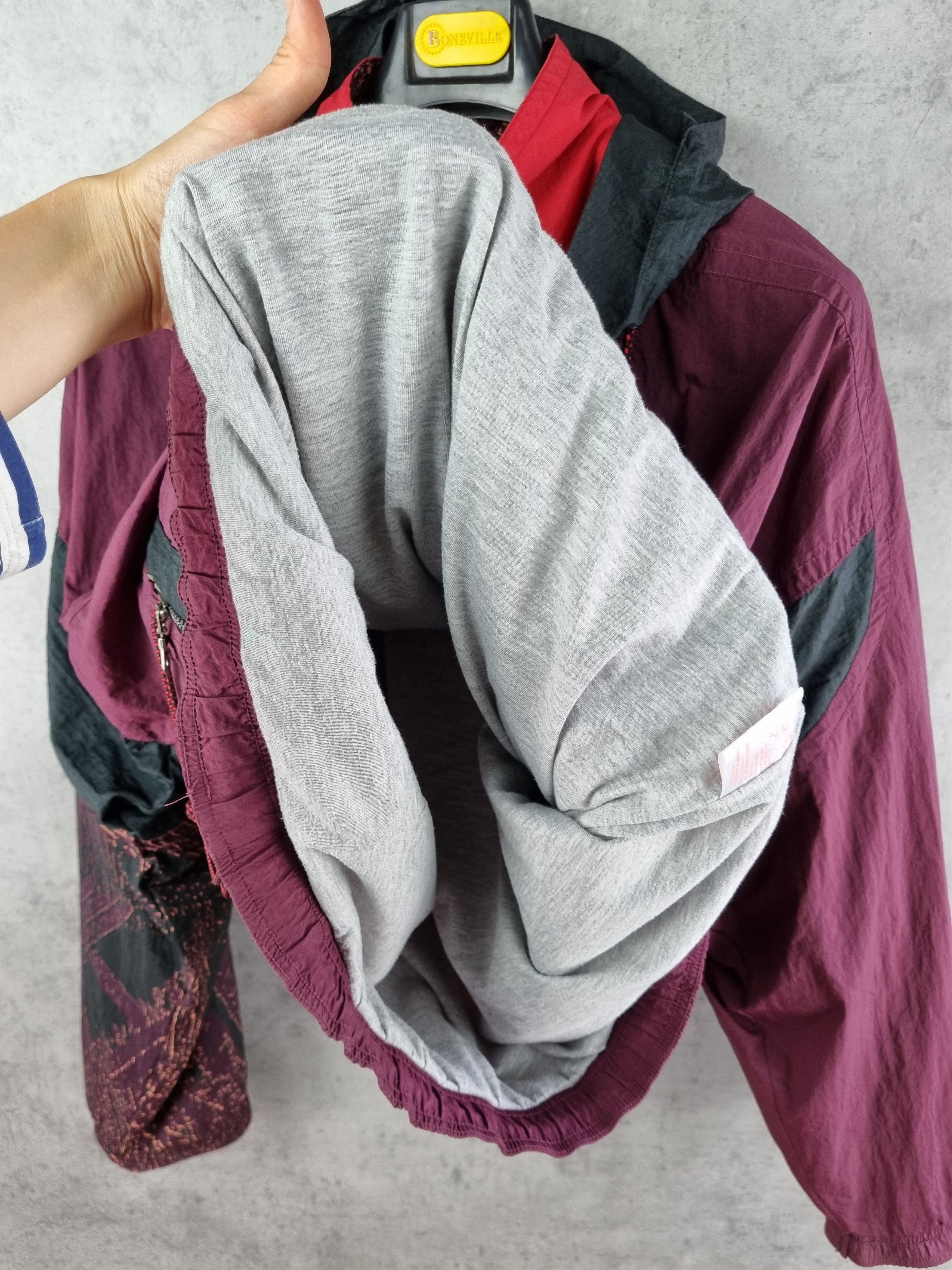 Nike × Vintage 90s NIKE Big Logo Amazing Design Nylon Track Top Size US L / EU 52-54 / 3 - 10 Thumbnail