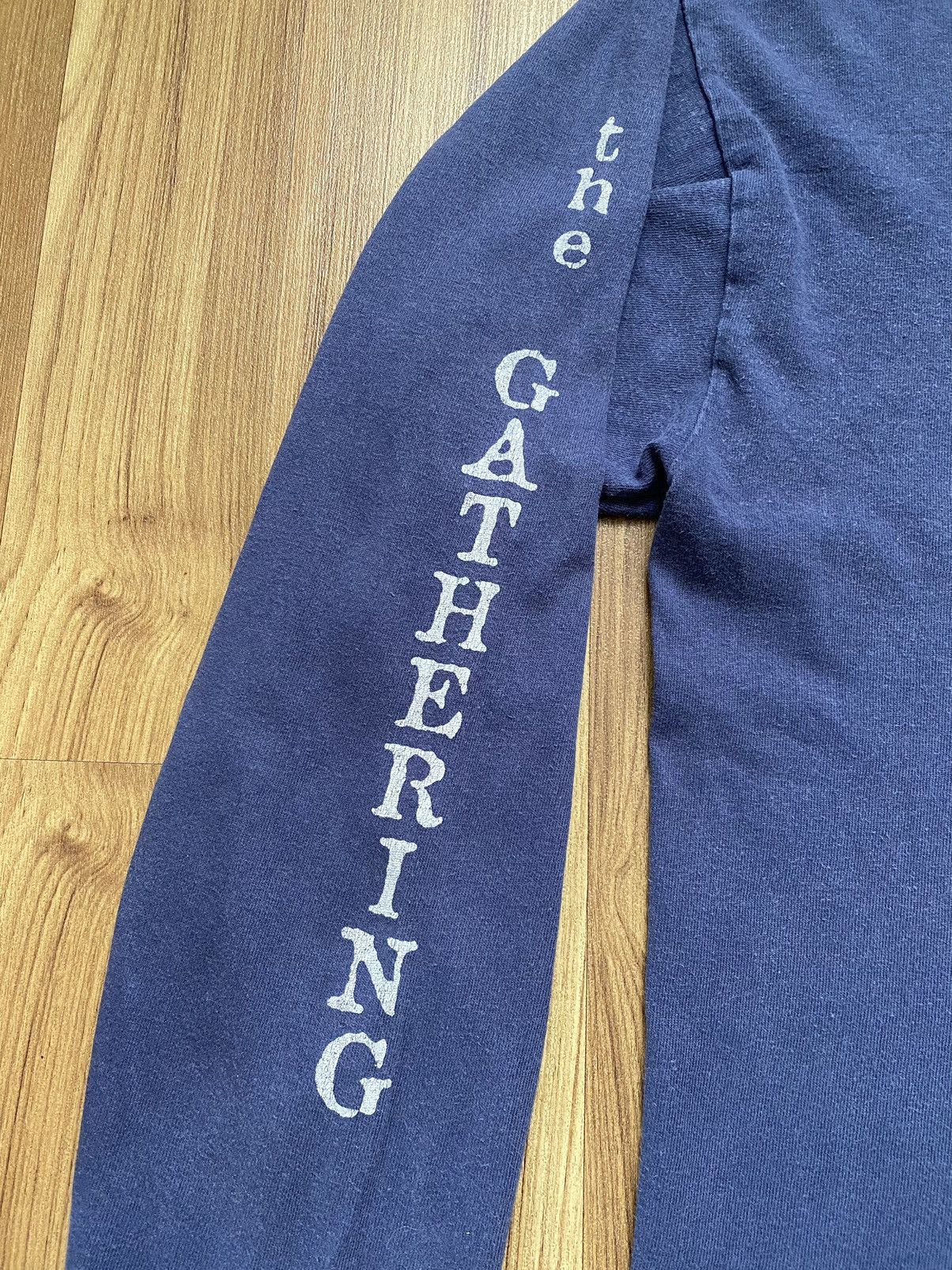 Band Tees Vintage The Gathering A Warm Surrounding Shirt Pink Floyd Size US XL / EU 56 / 4 - 4 Thumbnail