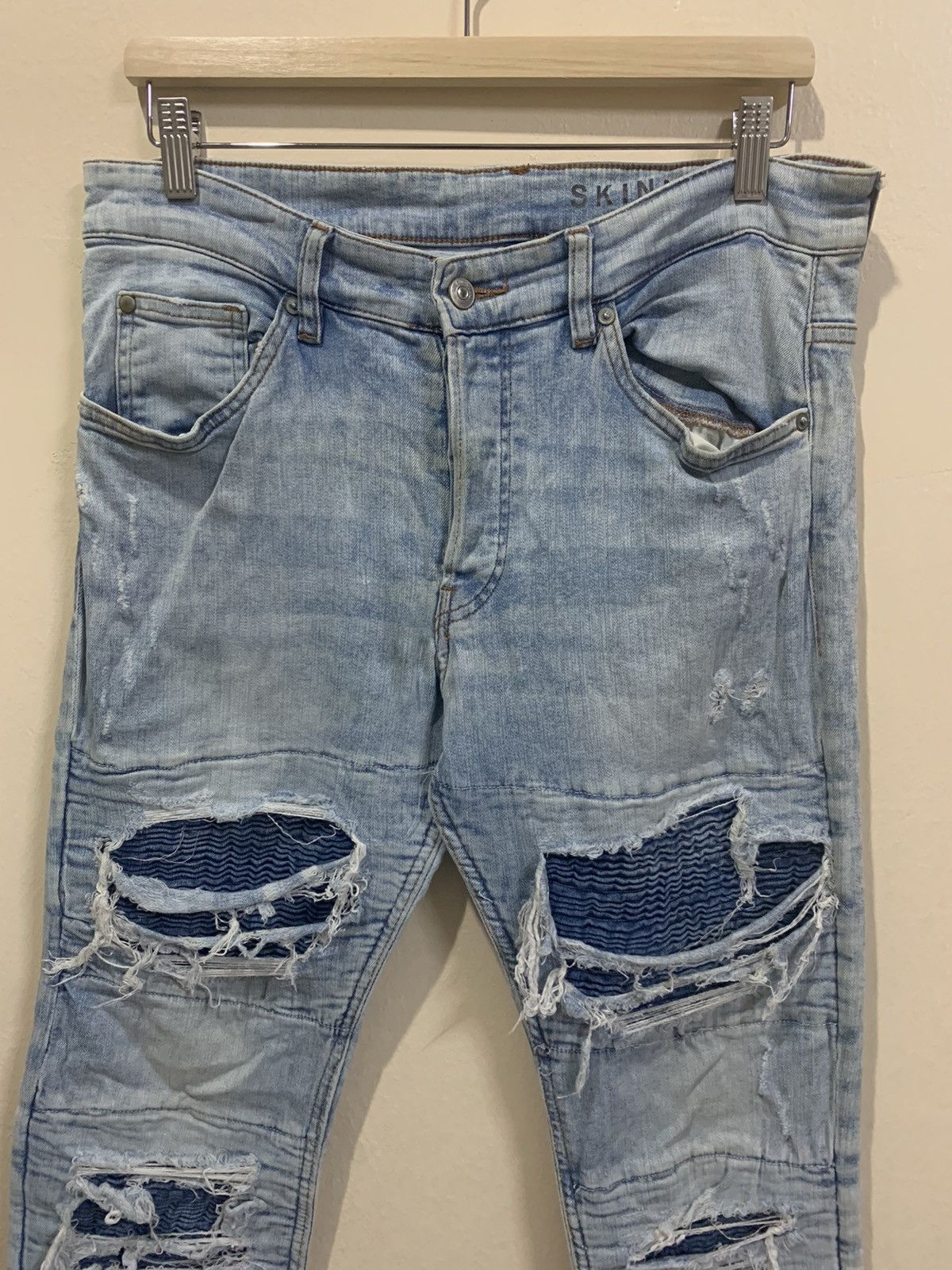 Divided × H&M VTG Divided Distressed Skinny Denim Size US 32 / EU 48 - 1 Thumbnail